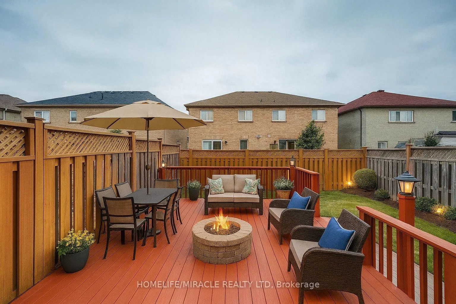 Photo 11 of 9 Trumpet Valley Boulevard, Brampton, Fletcher's Meadow — HOMEH