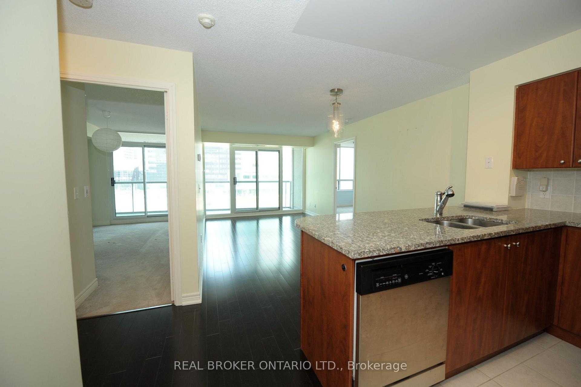 Front of Unit 509, 30 Grand Trunk Crescent