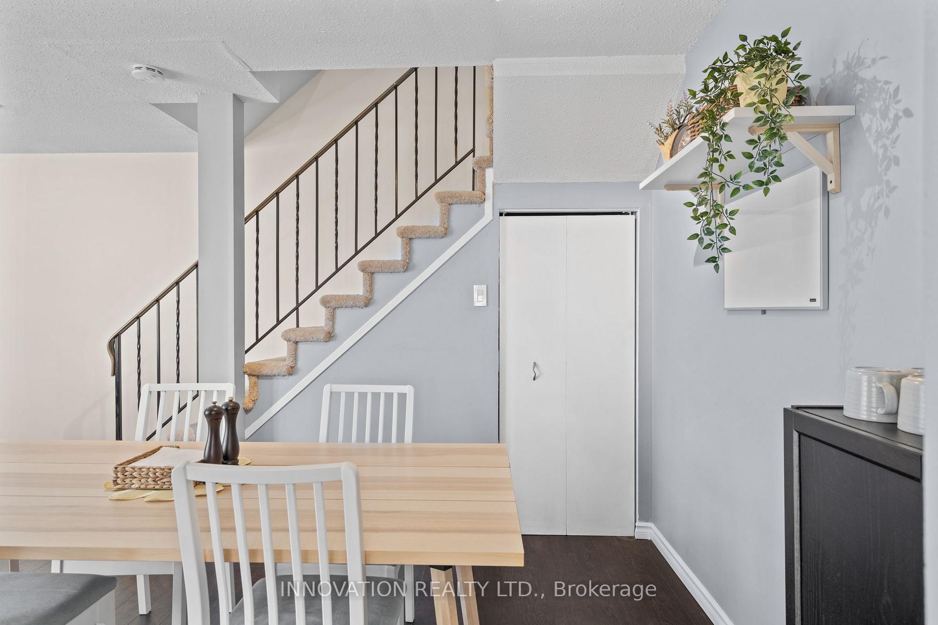 Photo 13 of Unit B, 20 Woodvale Green, Ottawa, Craig Henry/Woodvale — HOMEH