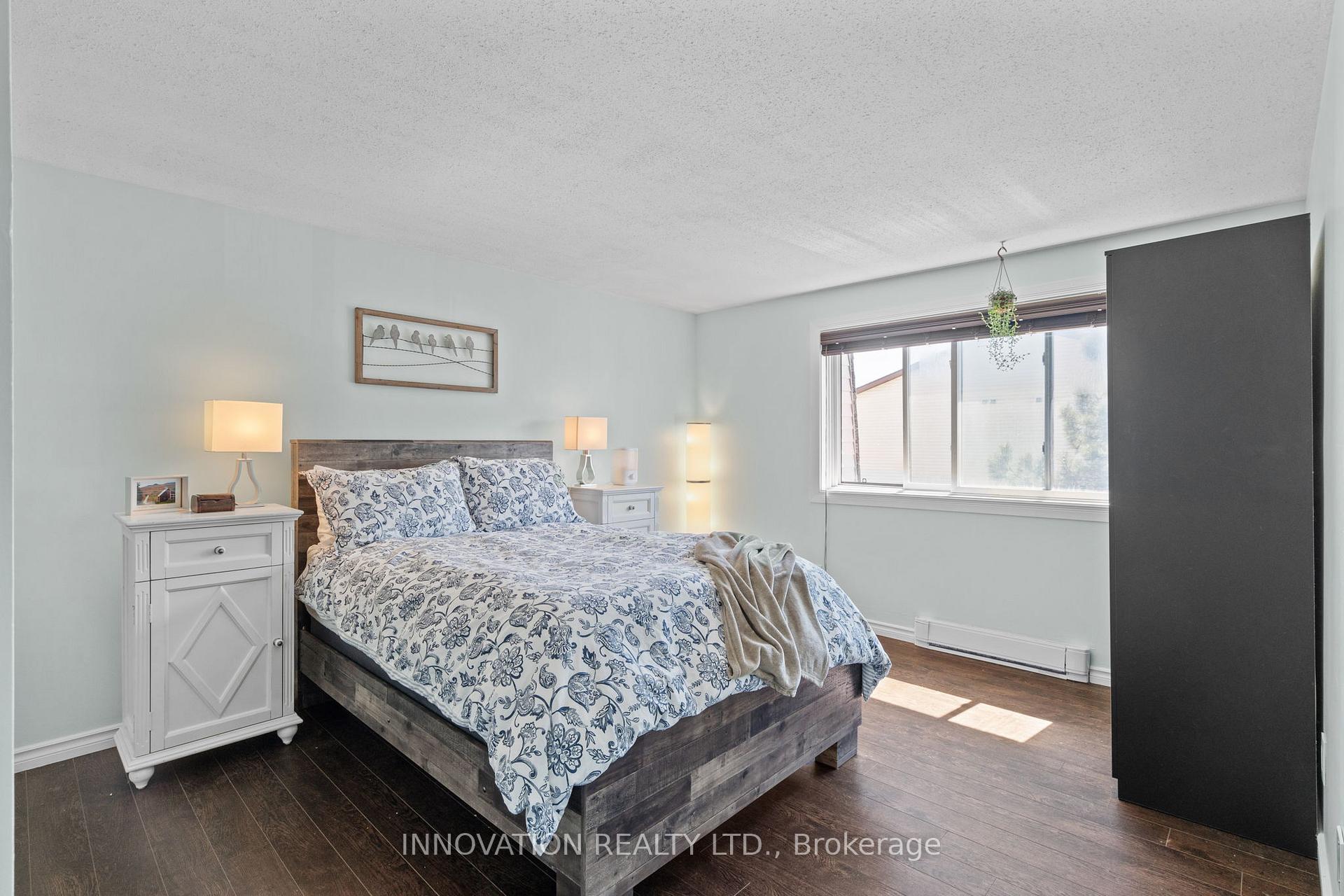 Photo 20 of Unit B, 20 Woodvale Green, Ottawa, Craig Henry/Woodvale — HOMEH