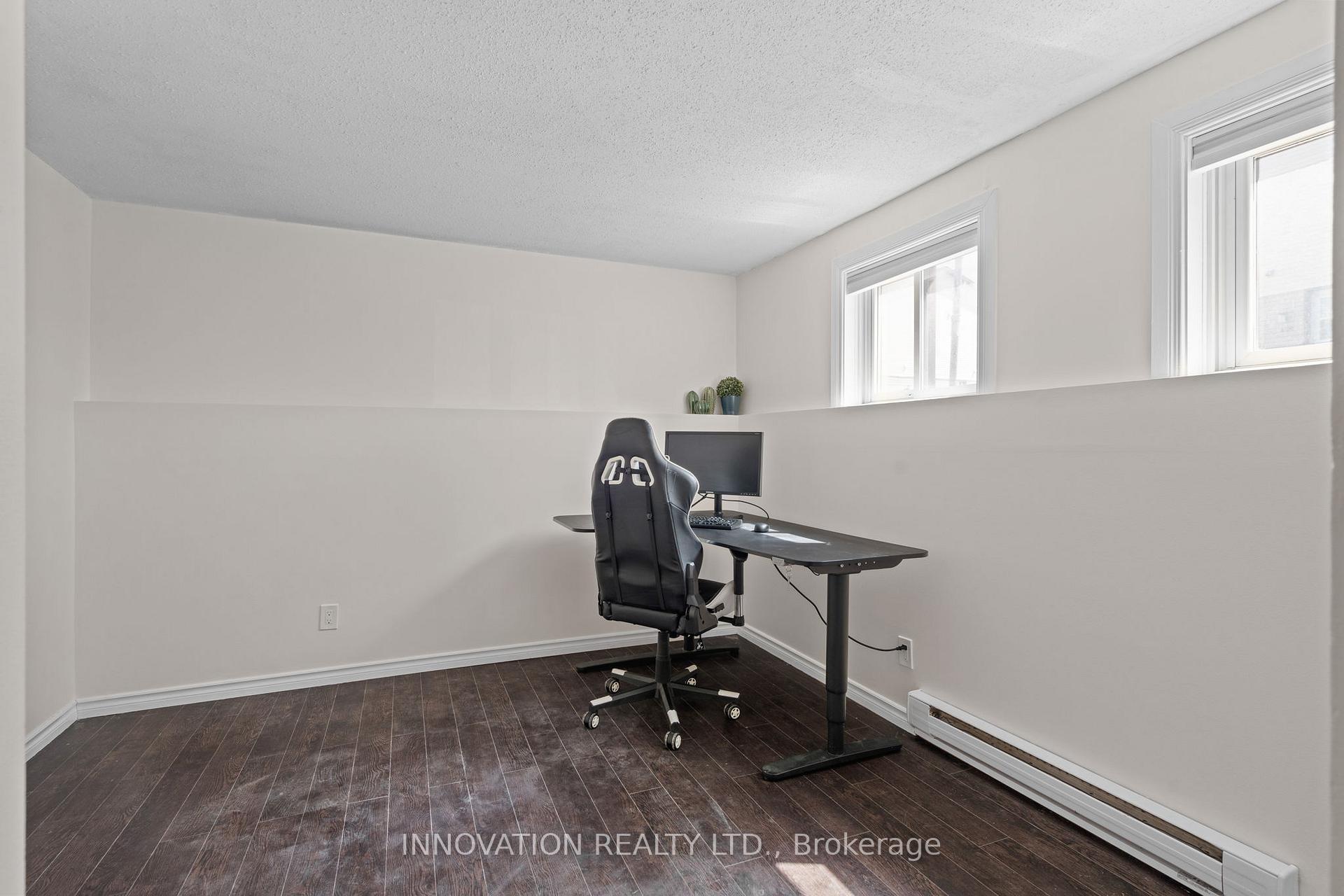 Photo 28 of Unit B, 20 Woodvale Green, Ottawa, Craig Henry/Woodvale — HOMEH