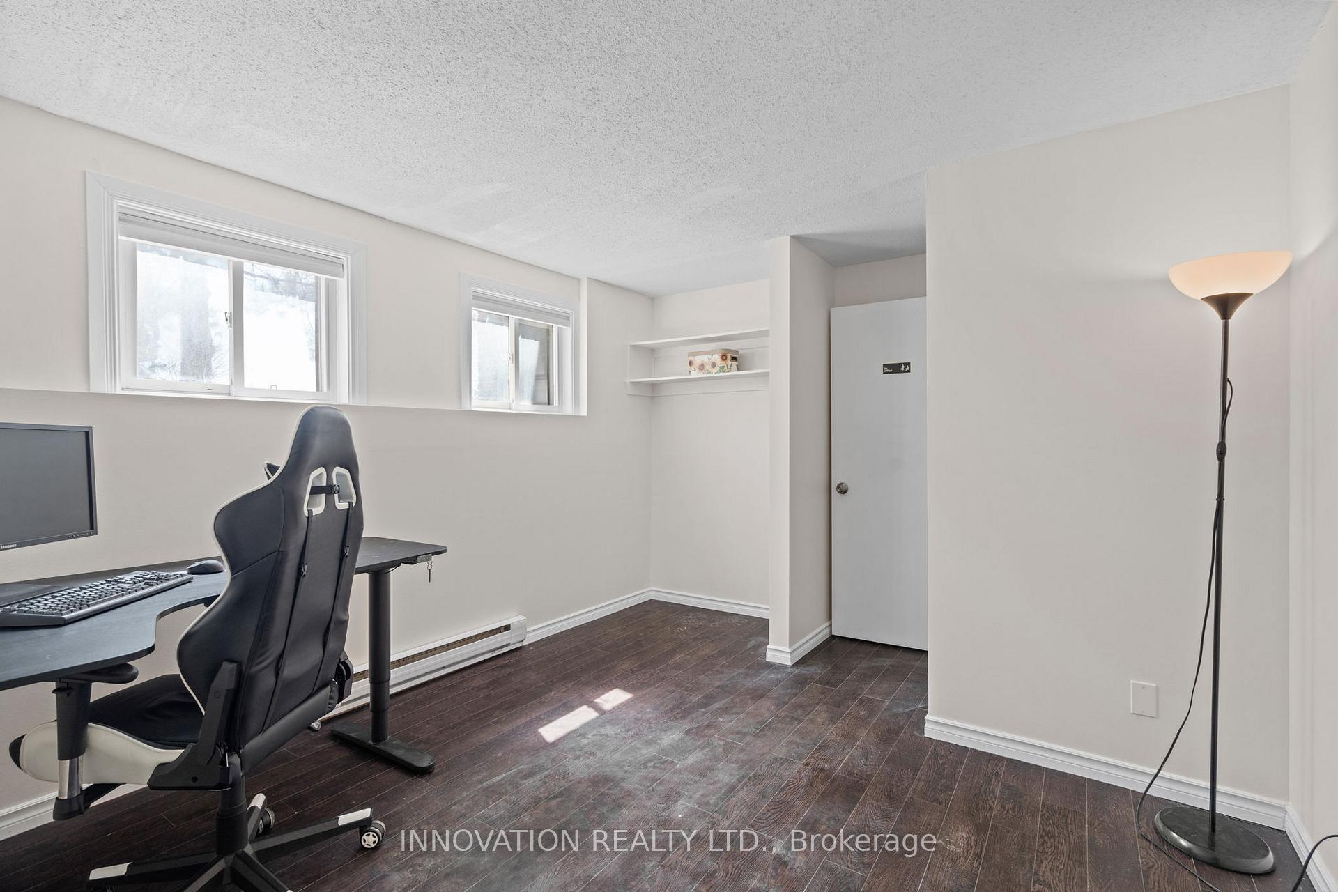 Photo 30 of Unit B, 20 Woodvale Green, Ottawa, Craig Henry/Woodvale — HOMEH
