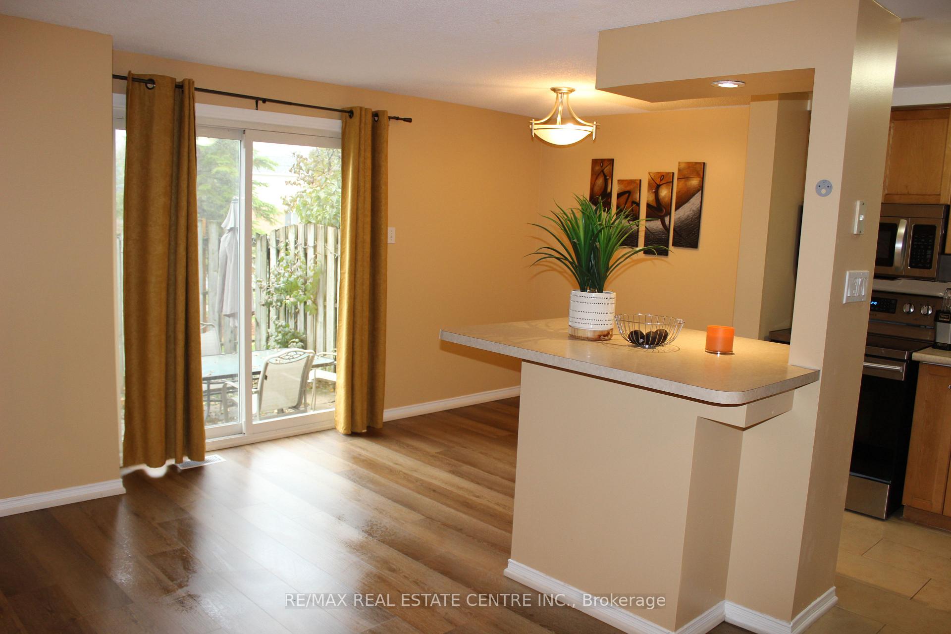Photo 3 of Unit 41, 66 Rodgers Road, Guelph, Kortright West — HOMEH