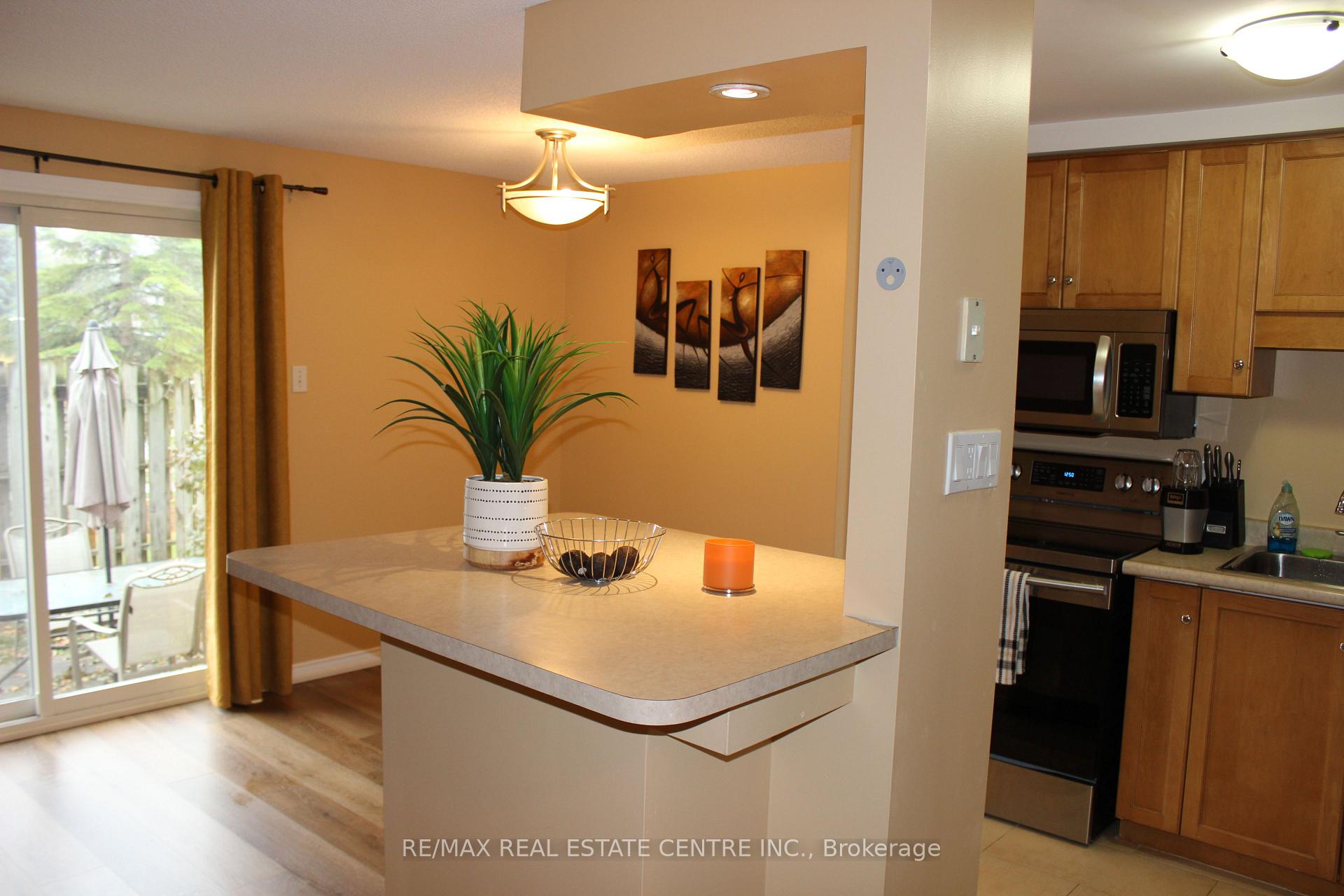 Photo 5 of Unit 41, 66 Rodgers Road, Guelph, Kortright West — HOMEH