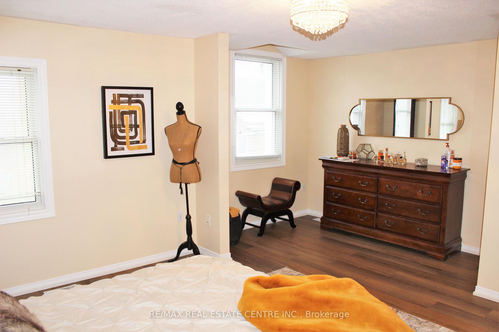 Photo 13 of Unit 41, 66 Rodgers Road, Guelph, Kortright West — HOMEH