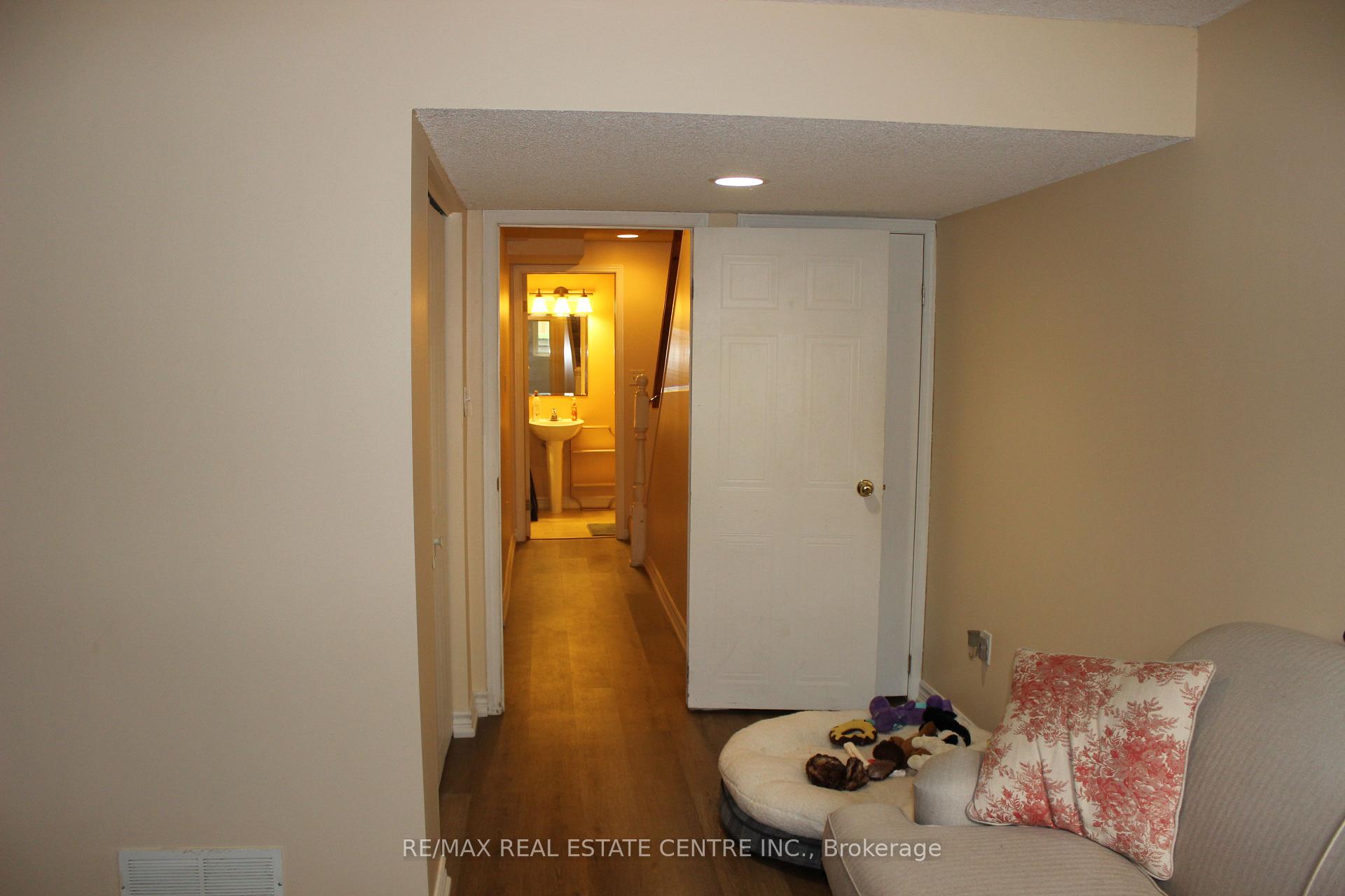 Photo 32 of Unit 41, 66 Rodgers Road, Guelph, Kortright West — HOMEH