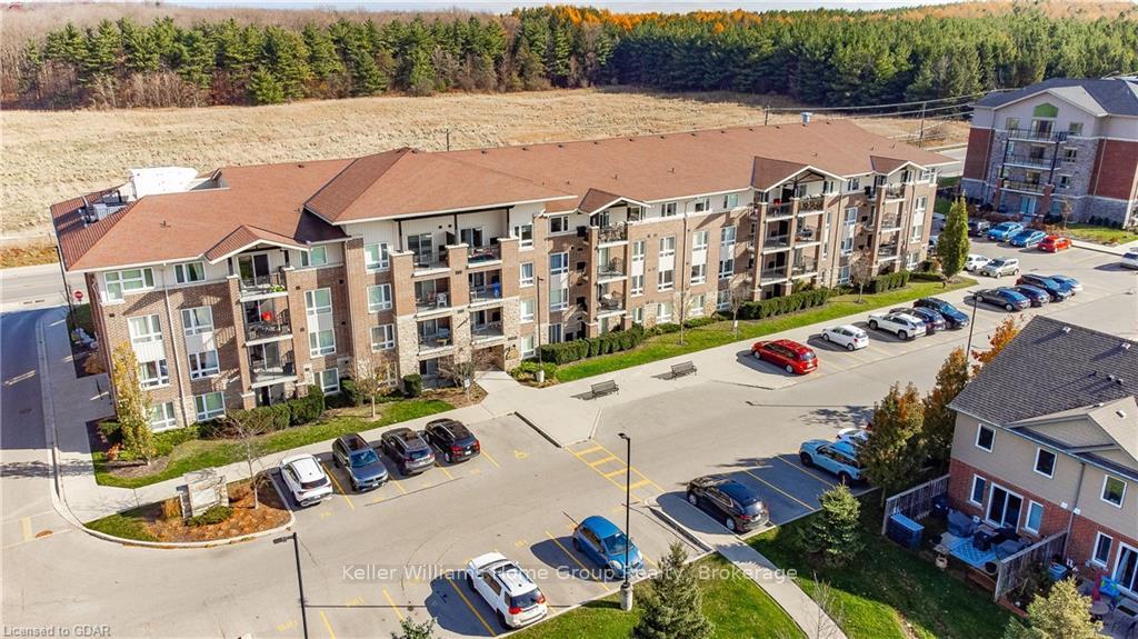Front of Unit 412, 45 Kingsbury Square