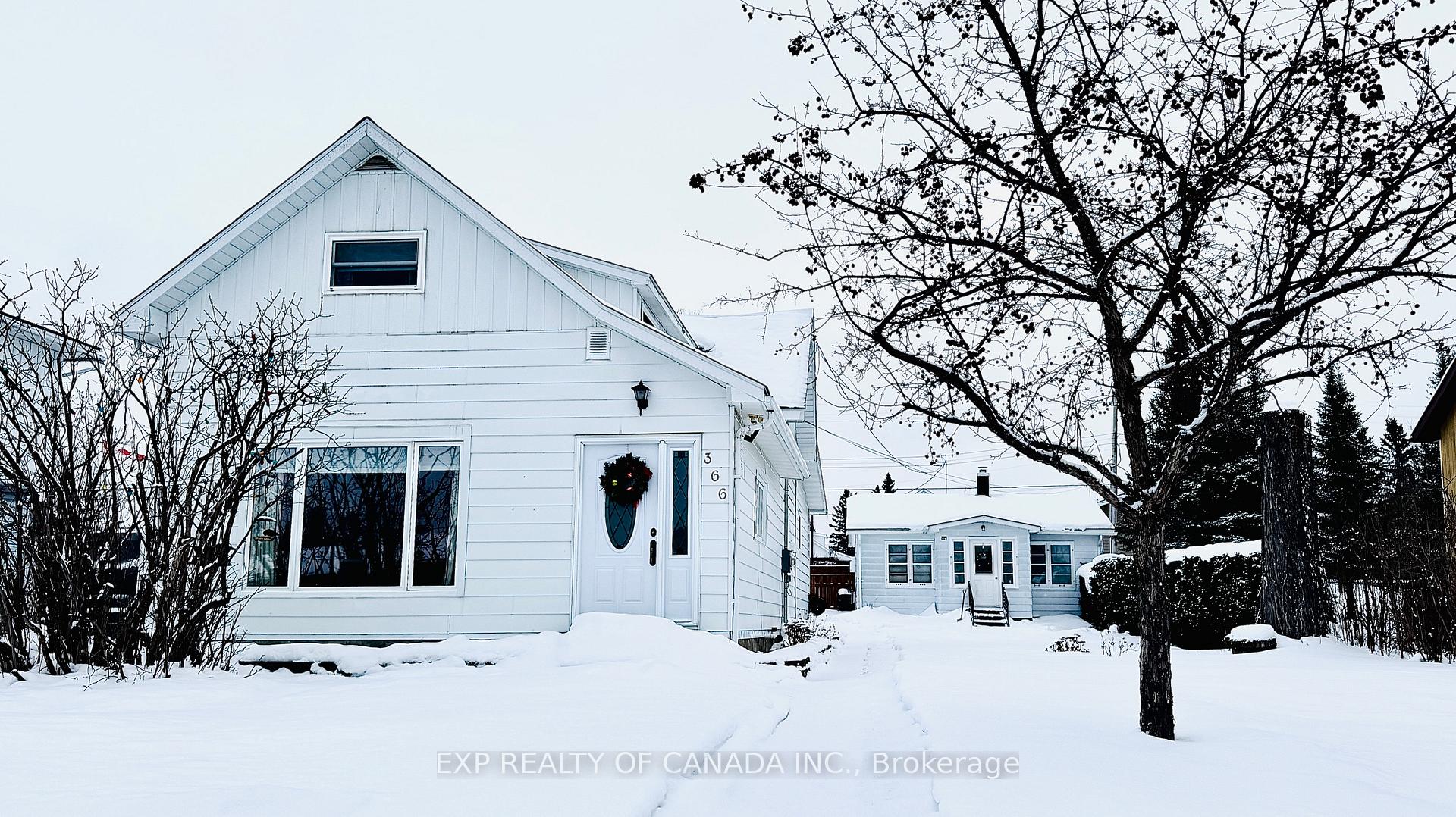 Photo 1 of 366 Ninth Avenue, Cochrane — HOMEH