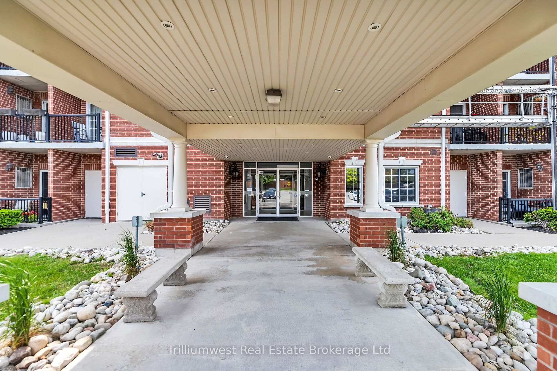 Photo 1 of Unit 310, 415 Grange Road, Guelph, Grange Road — HOMEH