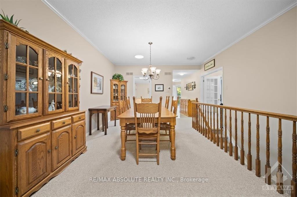Photo 8 of 7 River Oaks Court, Ottawa, Stittsville (Central) — HOMEH