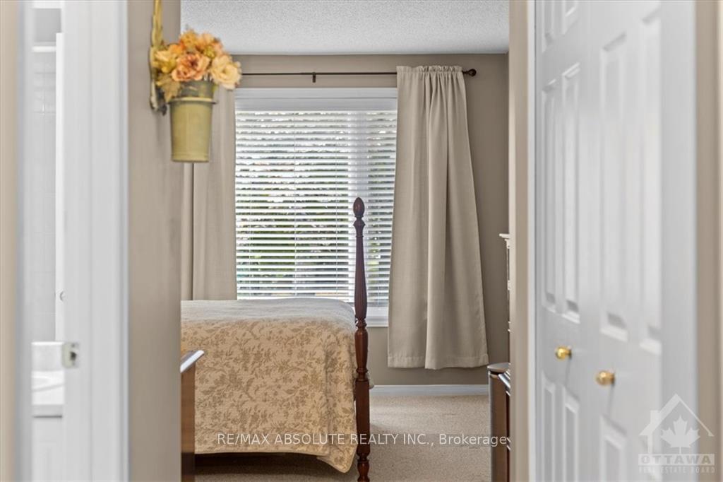 Photo 12 of 7 River Oaks Court, Ottawa, Stittsville (Central) — HOMEH