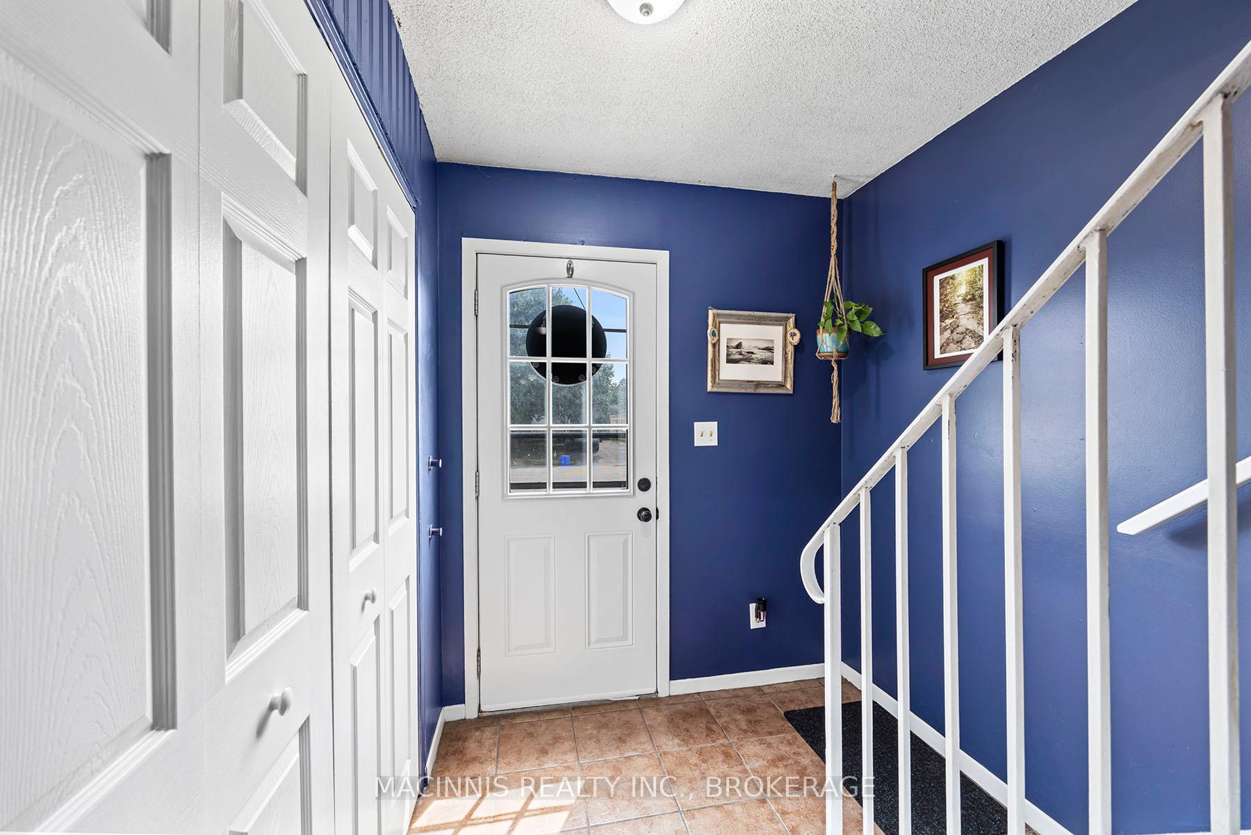 Photo 11 of 362 Forsyth Street, Gananoque — HOMEH