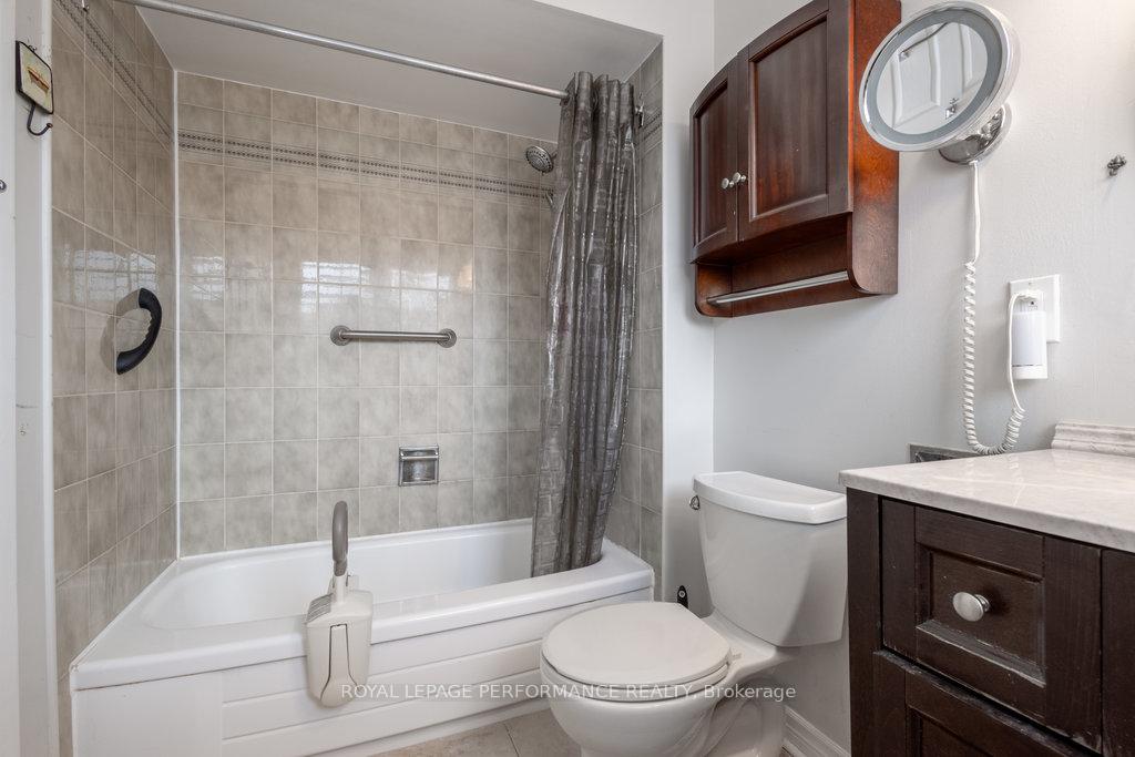 Photo 35 of Unit E, 3066 Councillors Way E, Ottawa, Blossom Park/Leitrim — HOMEH