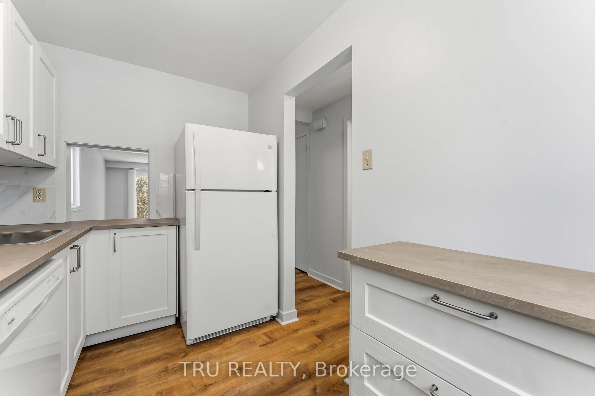 Photo 13 of Unit 37, 6512 Bilberry Drive, Ottawa, Orleans Wood — HOMEH
