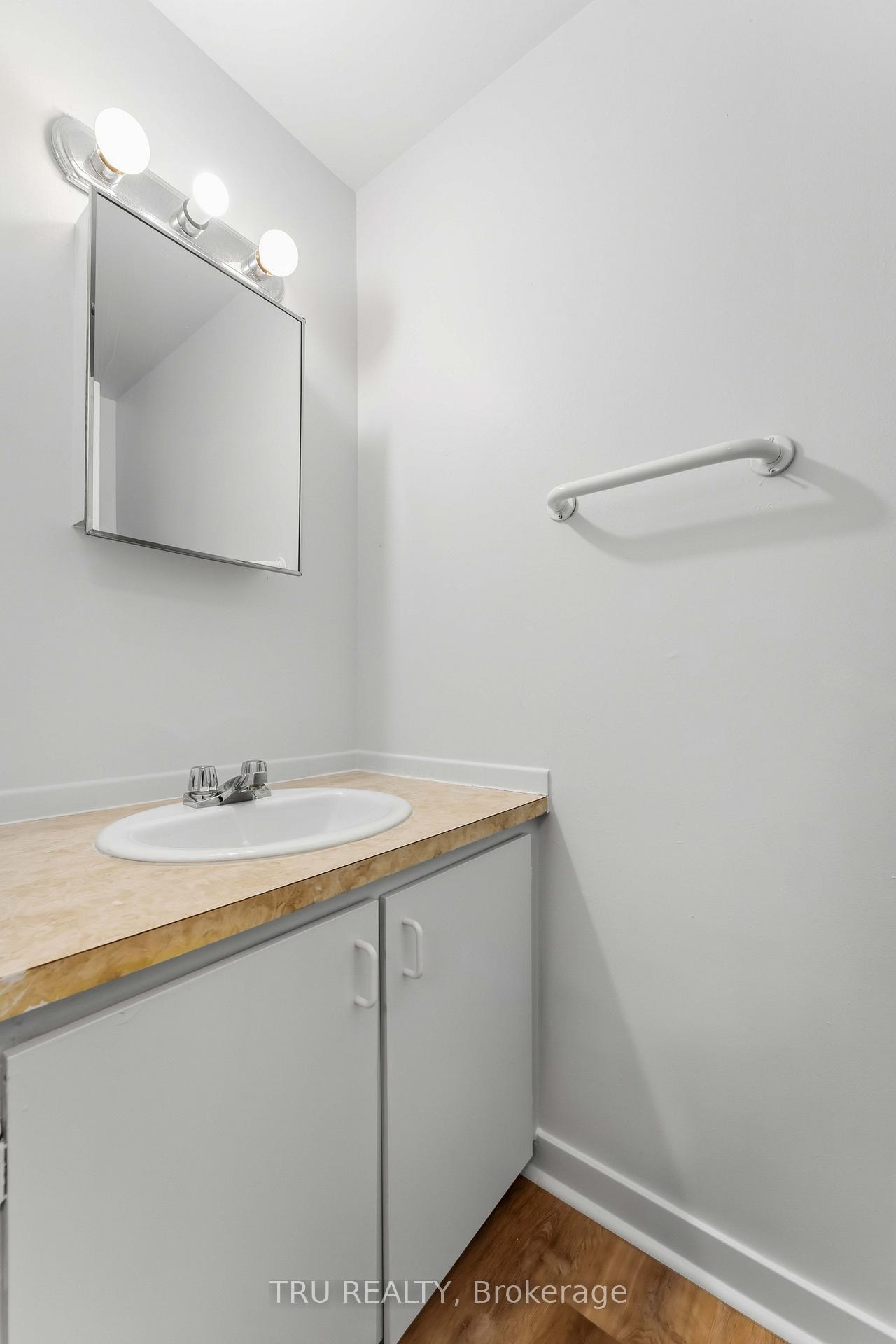 Photo 14 of Unit 37, 6512 Bilberry Drive, Ottawa, Orleans Wood — HOMEH
