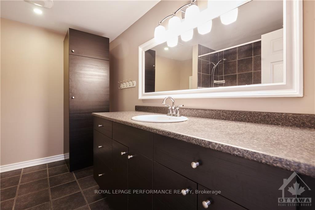 Photo 2 of Unit 2, 860 Cahill Drive W, Ottawa, Hunt Club — HOMEH