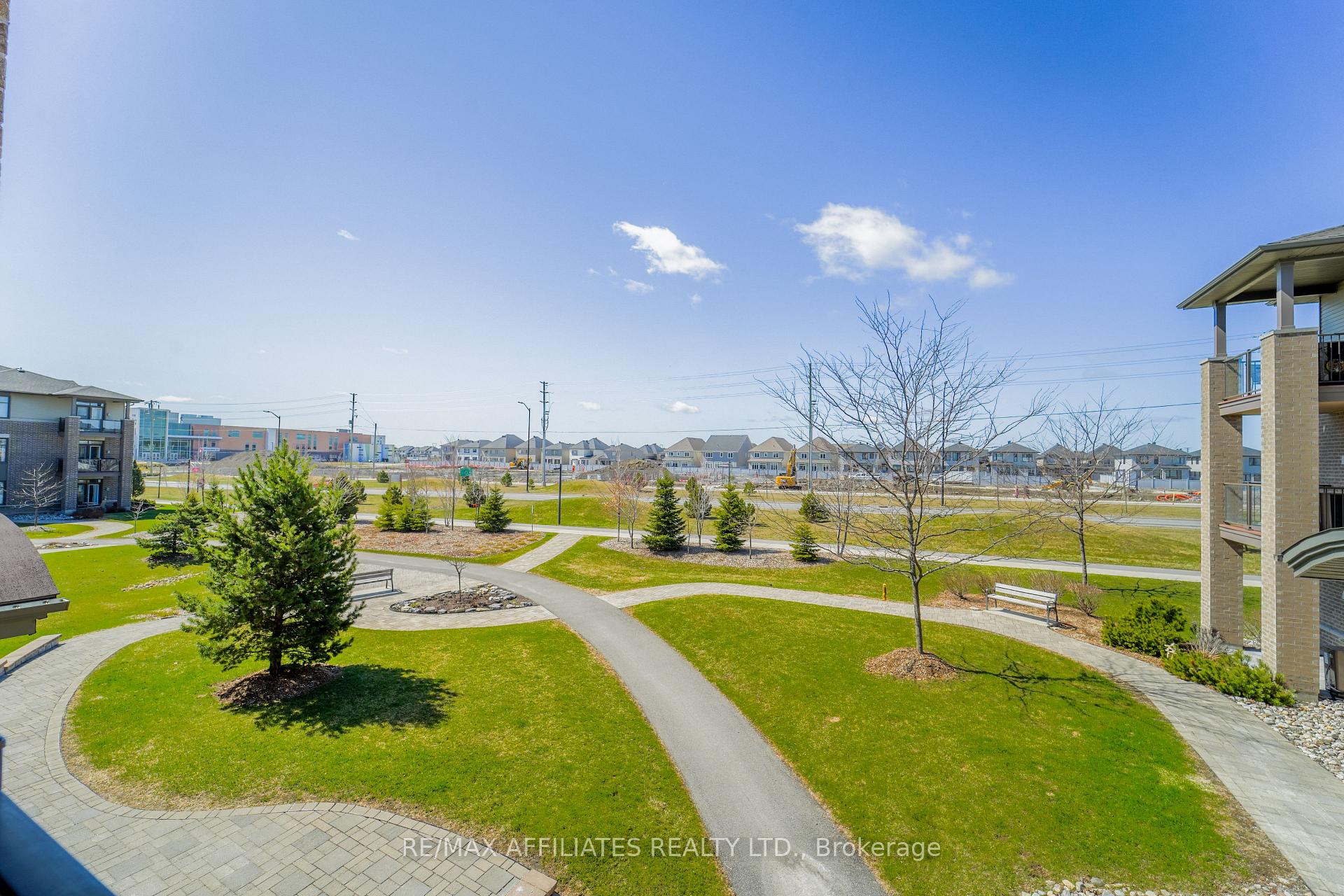 Photo 8 of Unit 201, 220 Janka Private, Ottawa, Kanata - Emerald Meadows/Trailwest — HOMEH