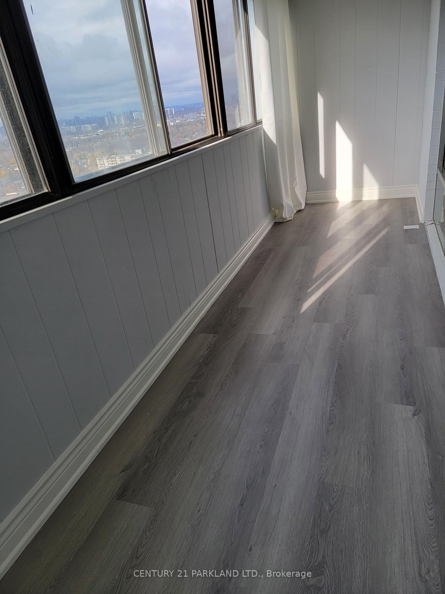 Photo 11 of Unit 3015, 1 Massey Square, Toronto, Crescent Town — HOMEH