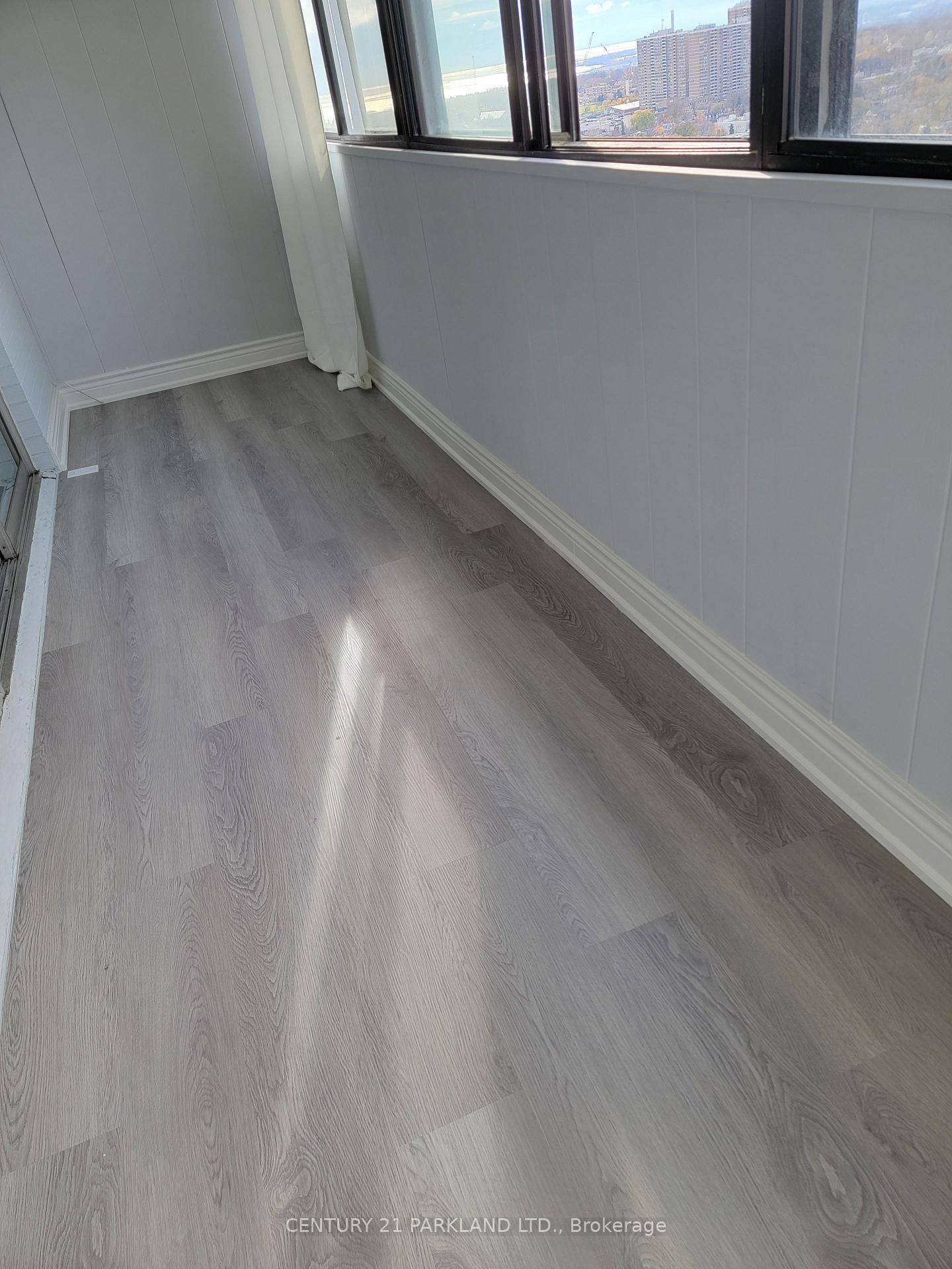 Photo 12 of Unit 3015, 1 Massey Square, Toronto, Crescent Town — HOMEH