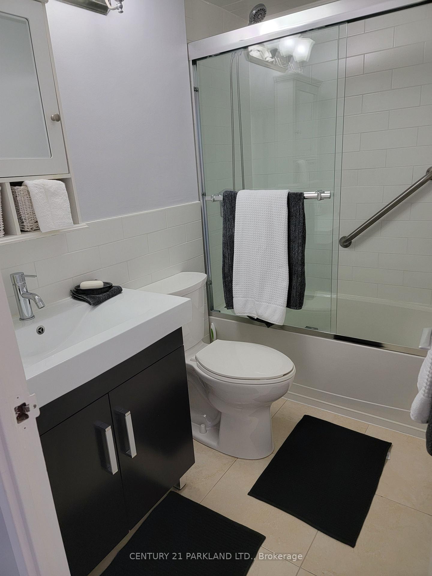 Photo 22 of Unit 3015, 1 Massey Square, Toronto, Crescent Town — HOMEH