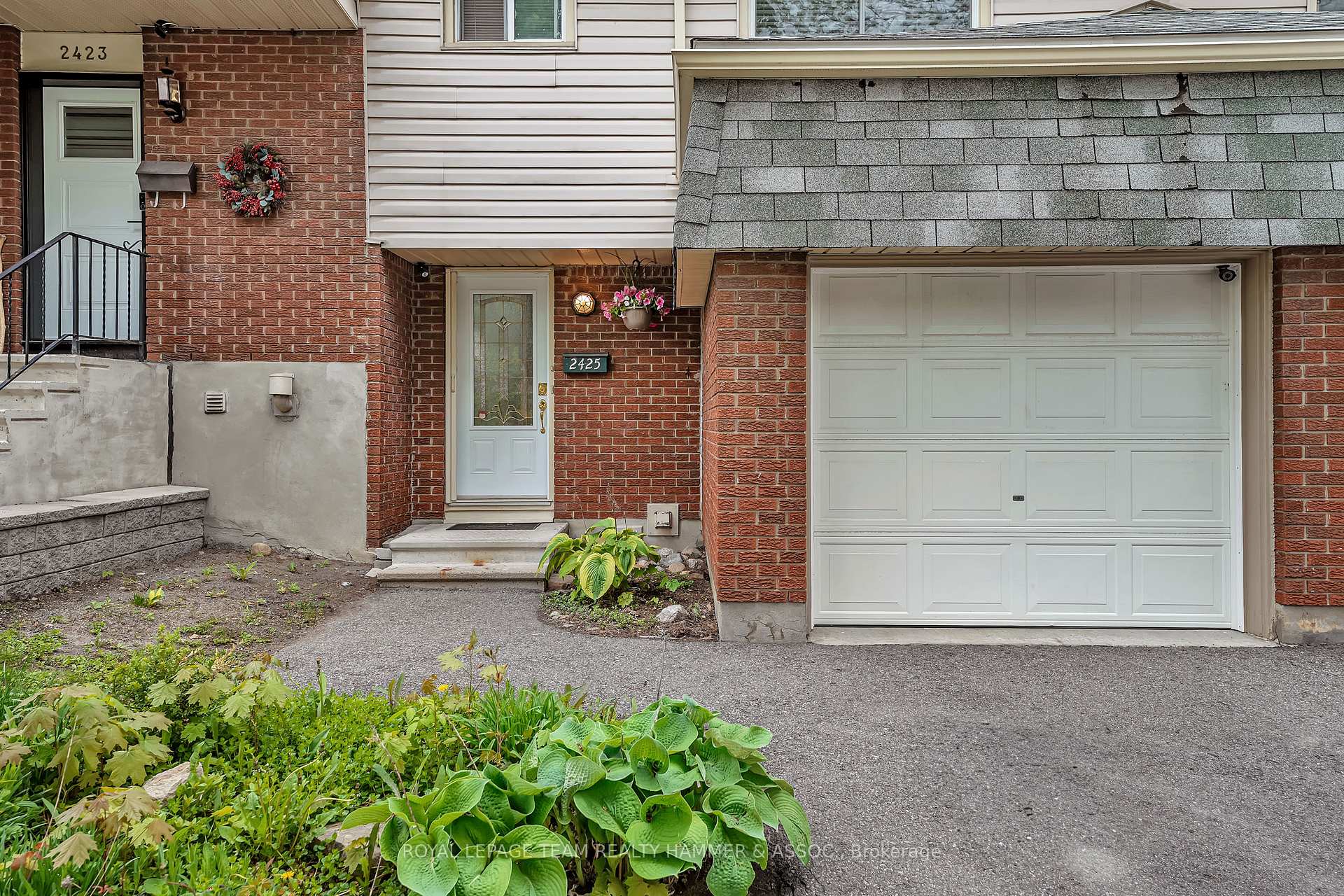 Photo 2 of 2425 Southvale Crescent, Ottawa, Sheffield Glen/Industrial Park — HOMEH