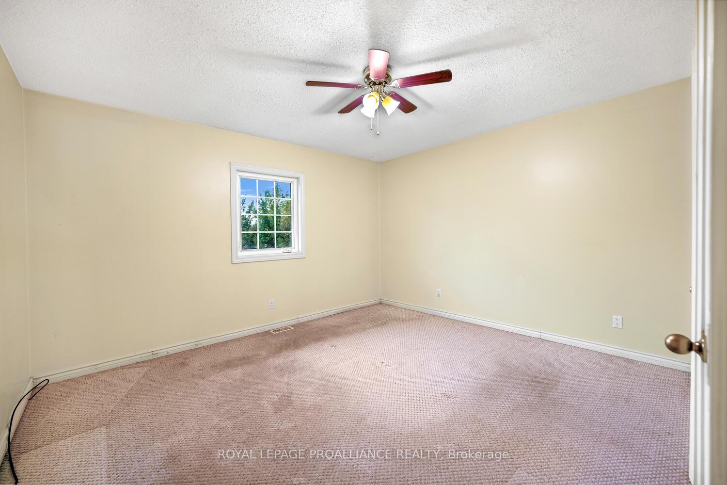 Photo 13 of 1844 County Road 2, Edwardsburgh/Cardinal, Edwardsburgh/Cardinal Twp — HOMEH