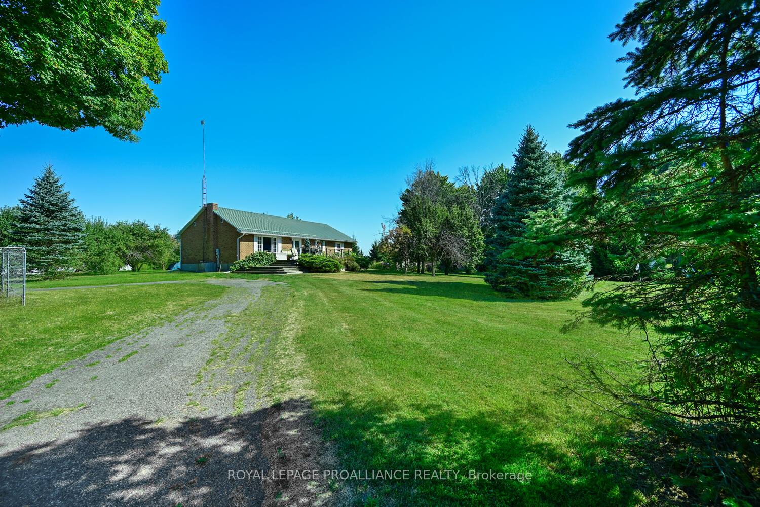 Photo 24 of 1844 County Road 2, Edwardsburgh/Cardinal, Edwardsburgh/Cardinal Twp — HOMEH