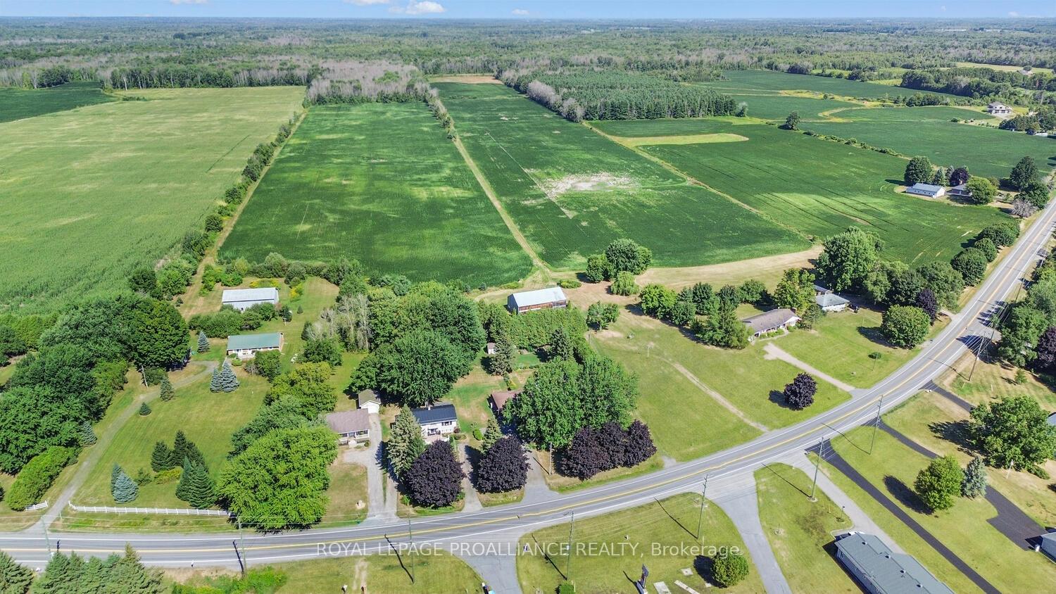 Photo 33 of 1844 County Road 2, Edwardsburgh/Cardinal, Edwardsburgh/Cardinal Twp — HOMEH