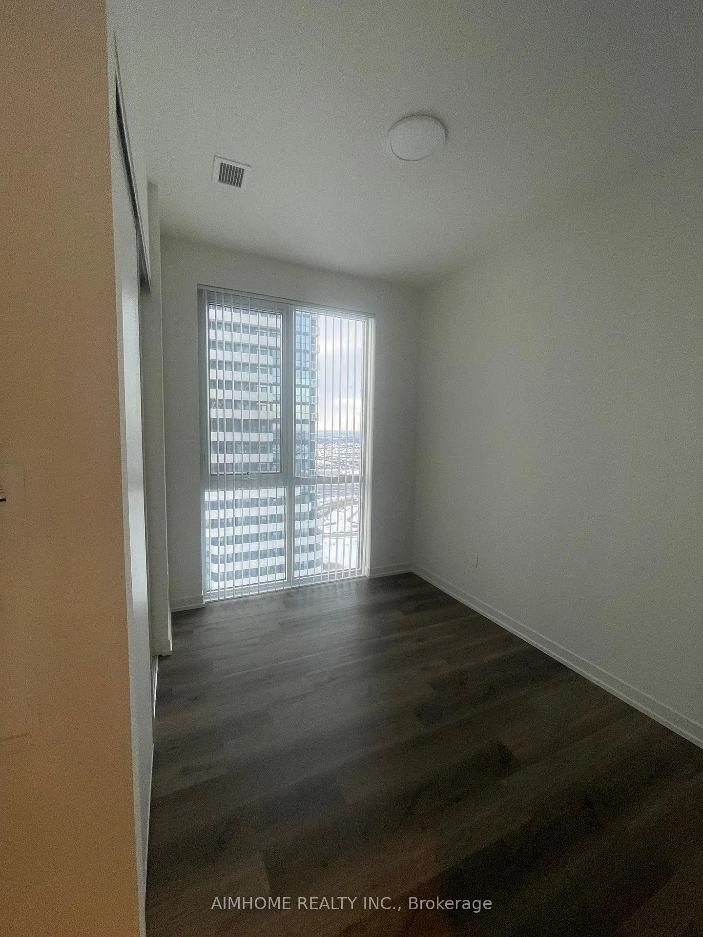 Photo 3 of Unit 3710, 8 Interchange Way, Vaughan, Vaughan Corporate Centre — HOMEH