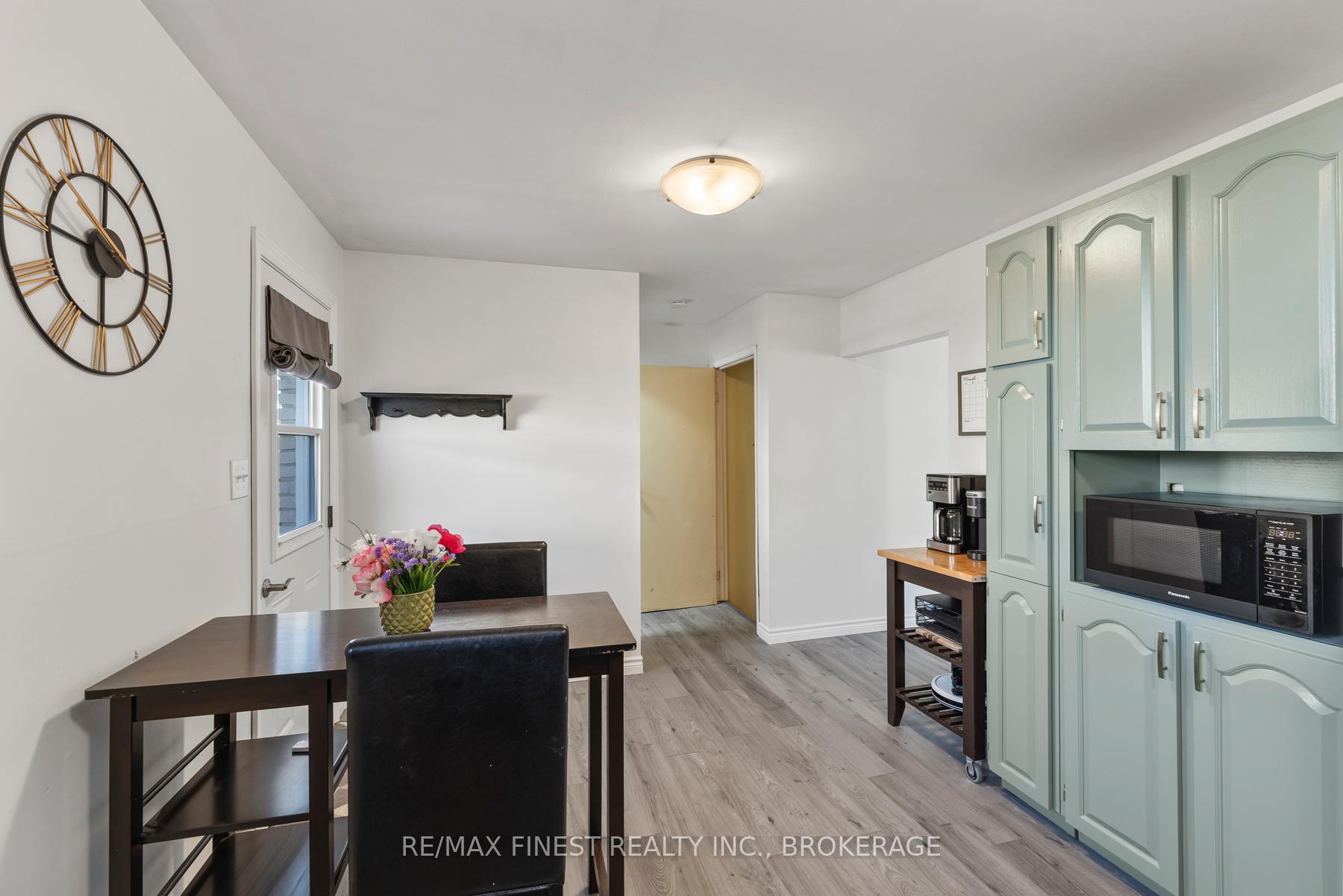 Photo 16 of Unit 6, 100 Thomas Street, Kingston, East of Sir John A. Blvd — HOMEH