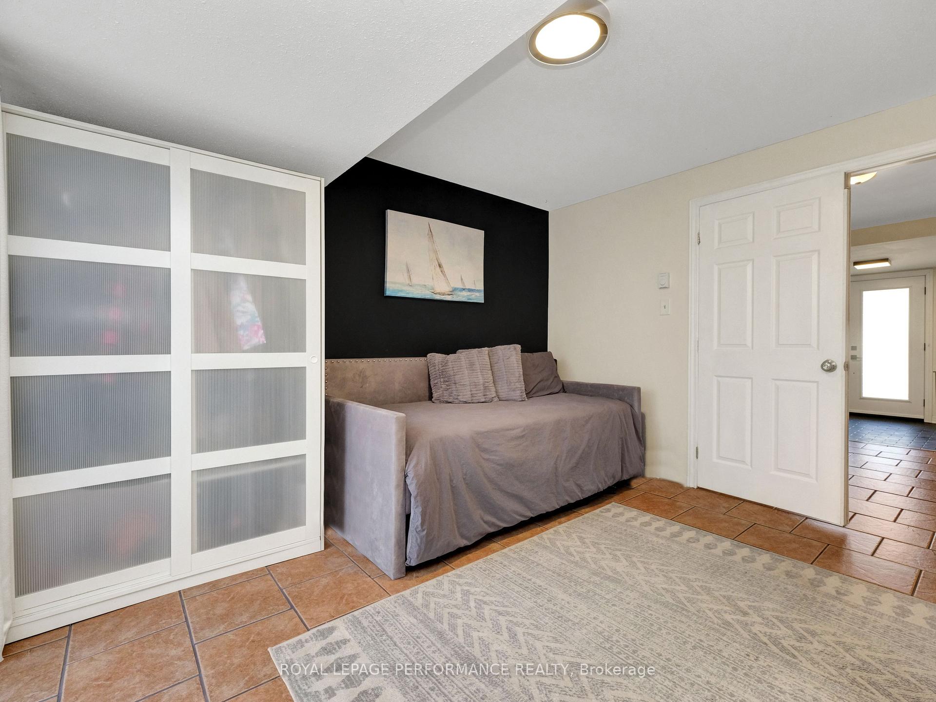 Photo 5 of 12B Maple Ridge Crescent, Ottawa, Barrhaven - Pheasant Run — HOMEH