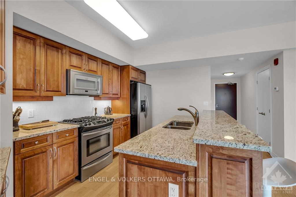 Photo 3 of Unit 1003, 401 Golden Avenue, Ottawa, McKellar/Highland — HOMEH