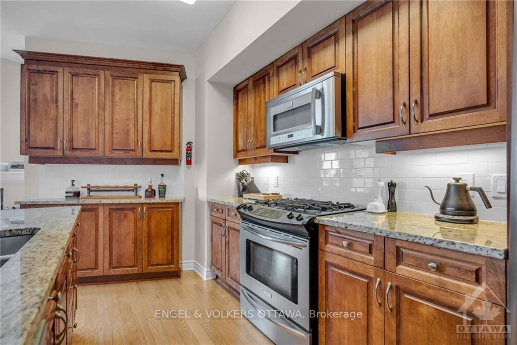 Photo 8 of Unit 1003, 401 Golden Avenue, Ottawa, McKellar/Highland — HOMEH