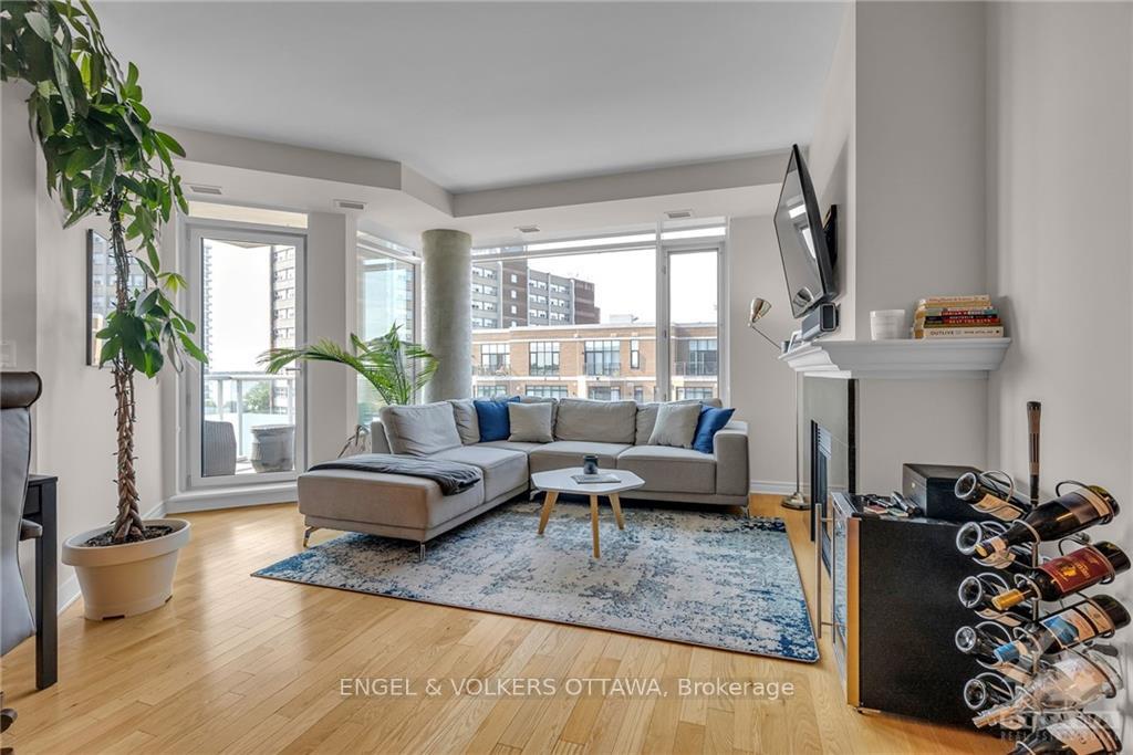 Photo 10 of Unit 1003, 401 Golden Avenue, Ottawa, McKellar/Highland — HOMEH