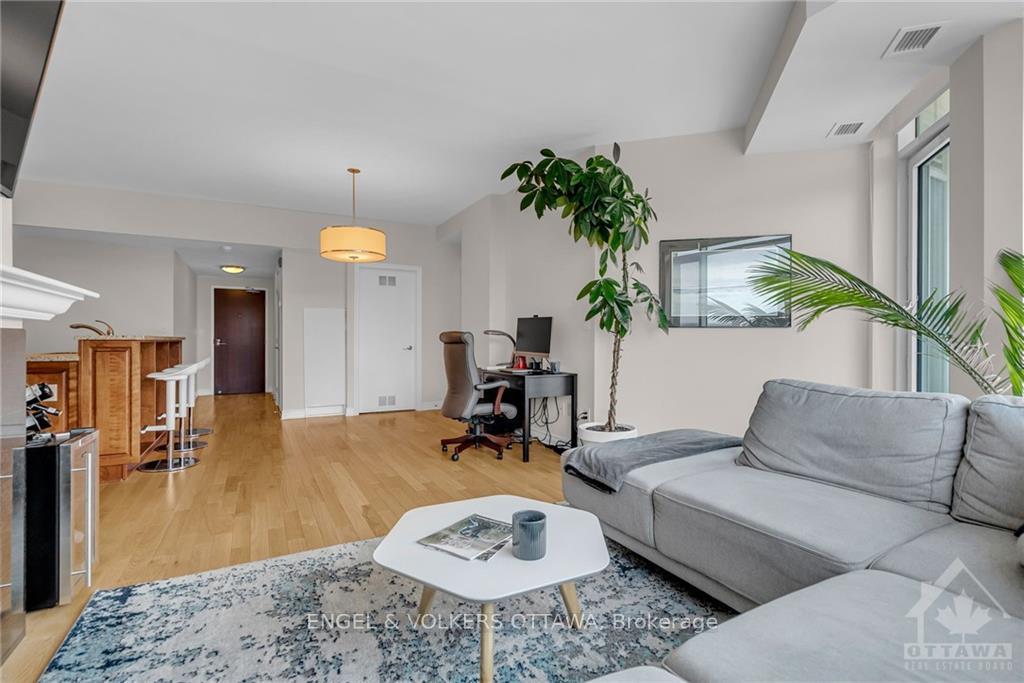 Photo 14 of Unit 1003, 401 Golden Avenue, Ottawa, McKellar/Highland — HOMEH