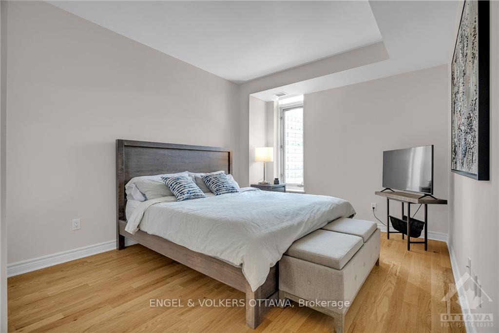 Photo 17 of Unit 1003, 401 Golden Avenue, Ottawa, McKellar/Highland — HOMEH