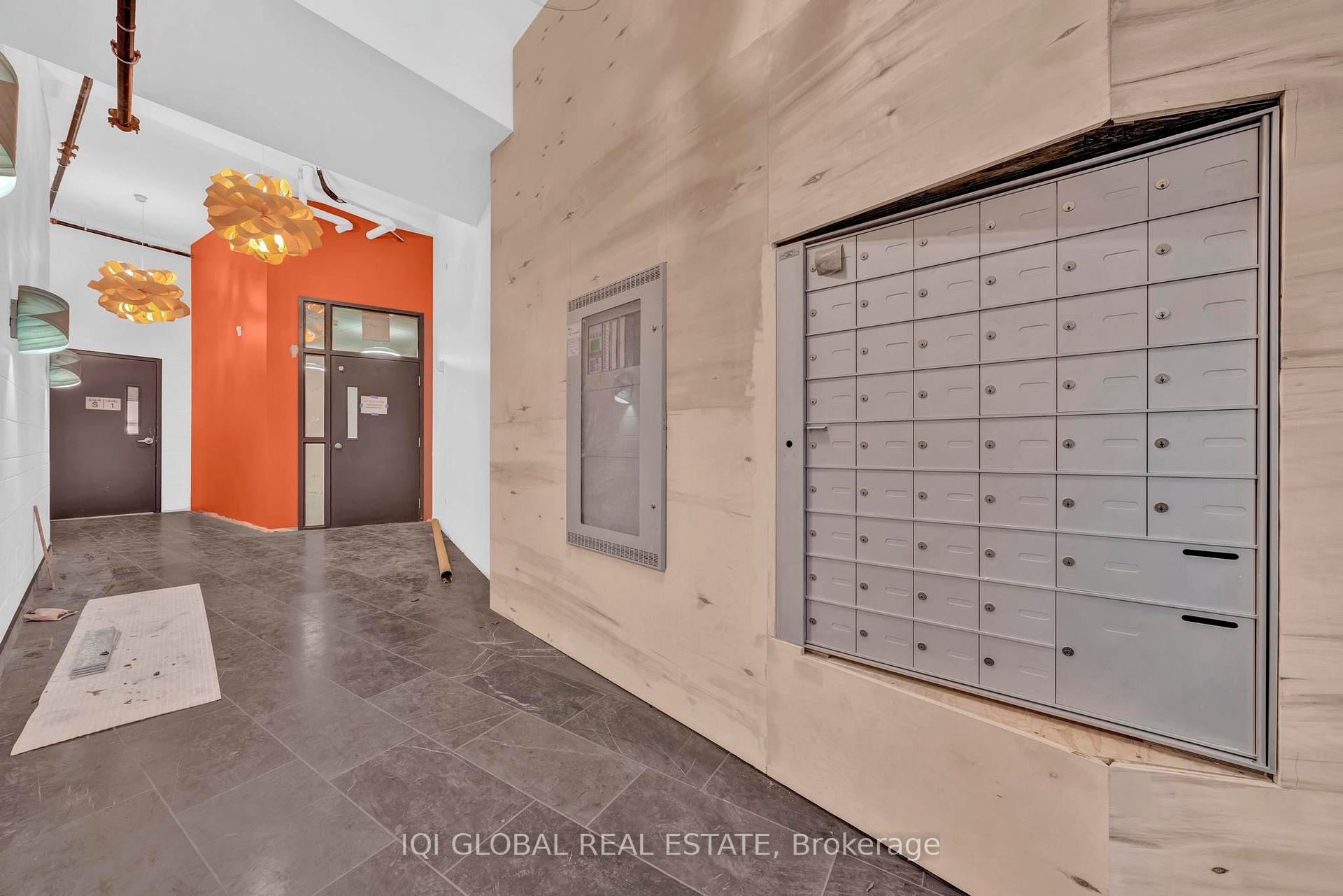 Photo 6 of Unit 404, 121 King Street E, Hamilton, Beasley — HOMEH