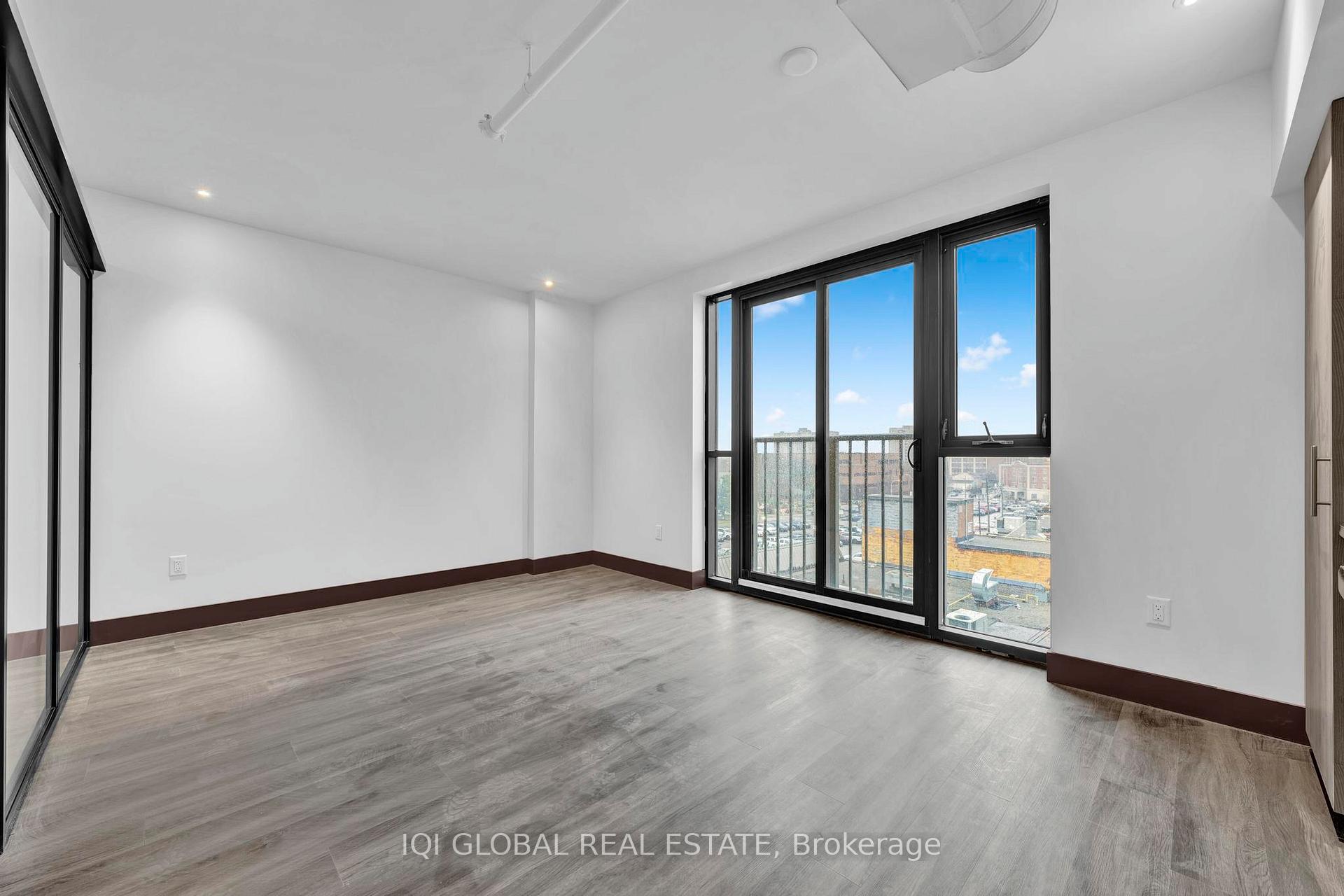 Photo 13 of Unit 404, 121 King Street E, Hamilton, Beasley — HOMEH