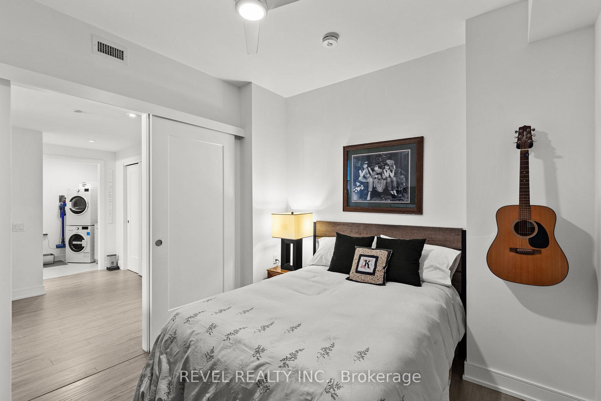 Photo 5 of Unit 306, 185 Dunlop Street E, Barrie, Lakeshore — HOMEH