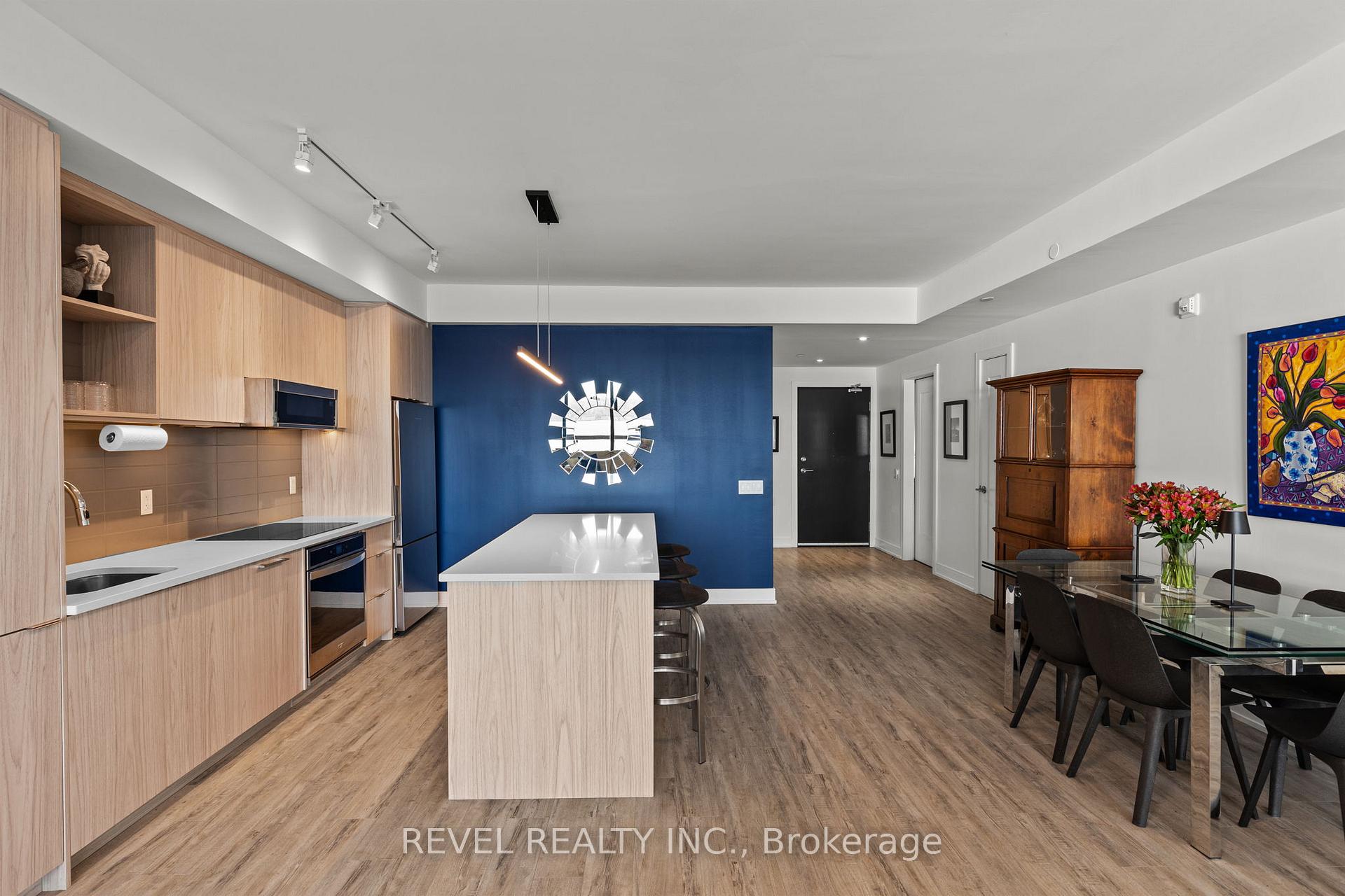 Photo 8 of Unit 306, 185 Dunlop Street E, Barrie, Lakeshore — HOMEH