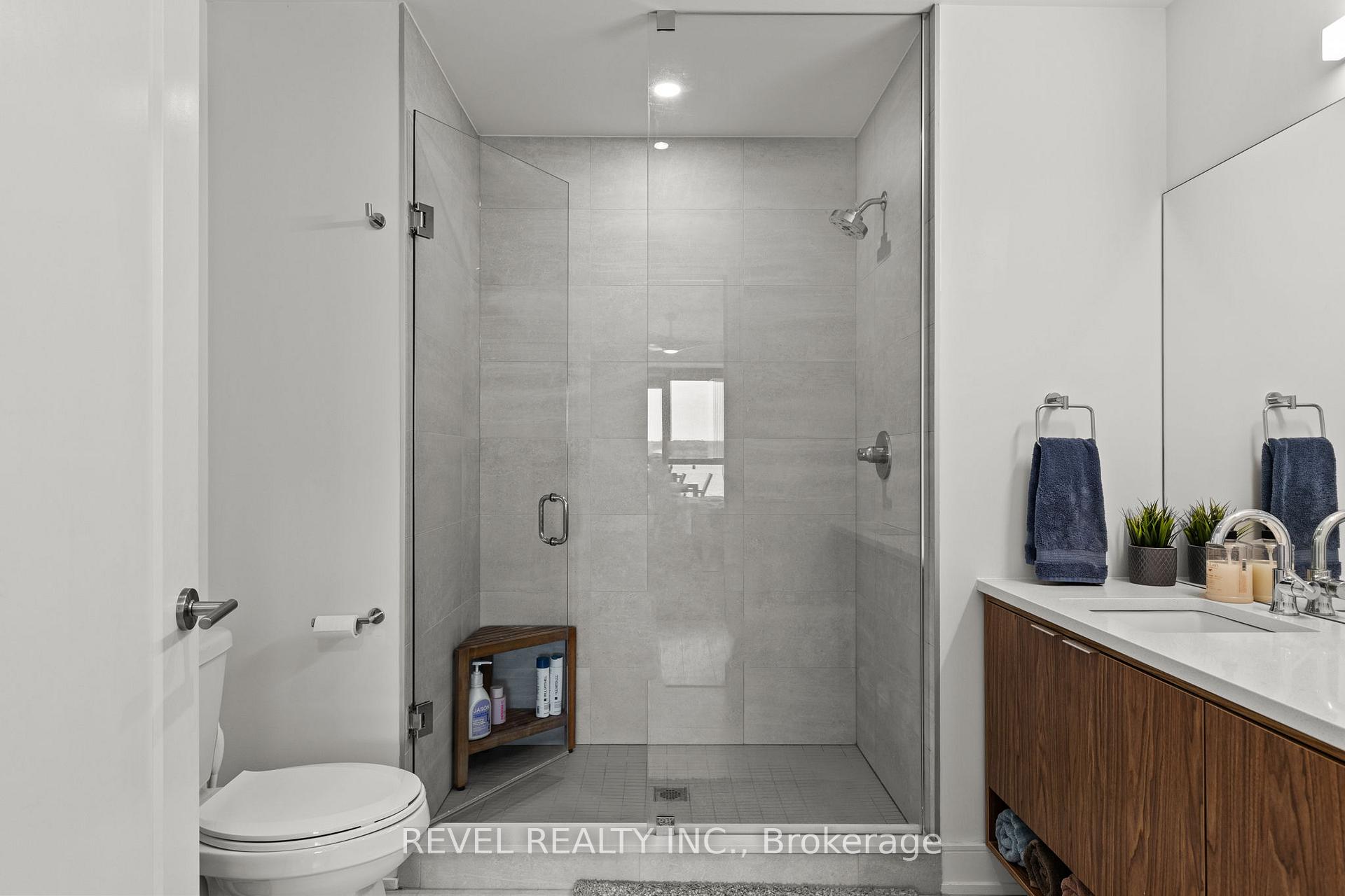 Photo 24 of Unit 306, 185 Dunlop Street E, Barrie, Lakeshore — HOMEH