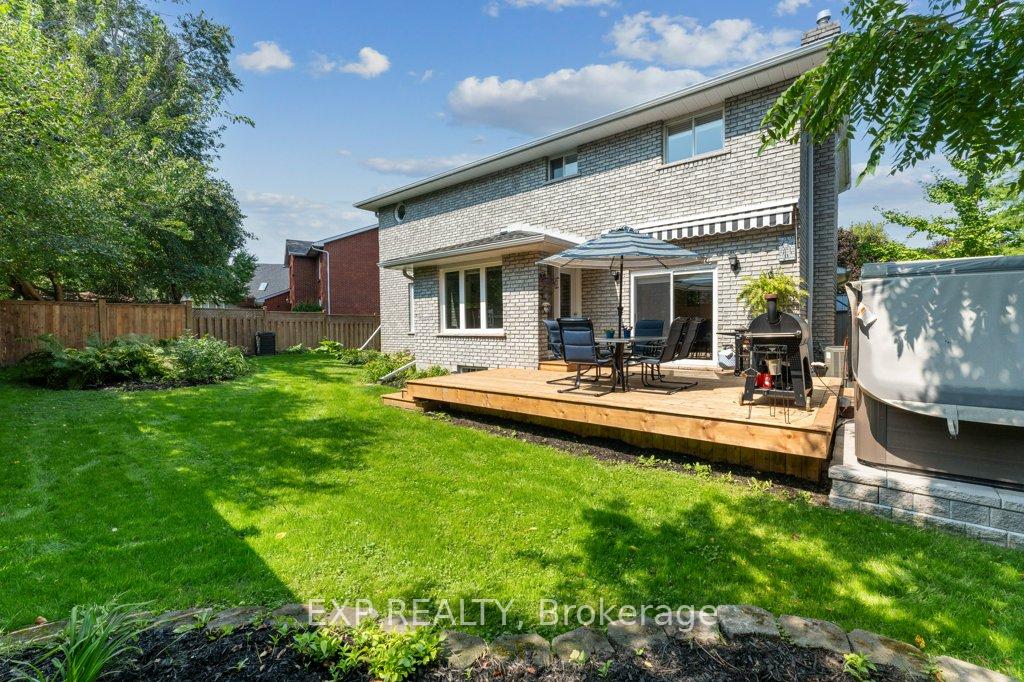 Photo 32 of 10 Thompson Court, Belleville, Belleville Ward — HOMEH