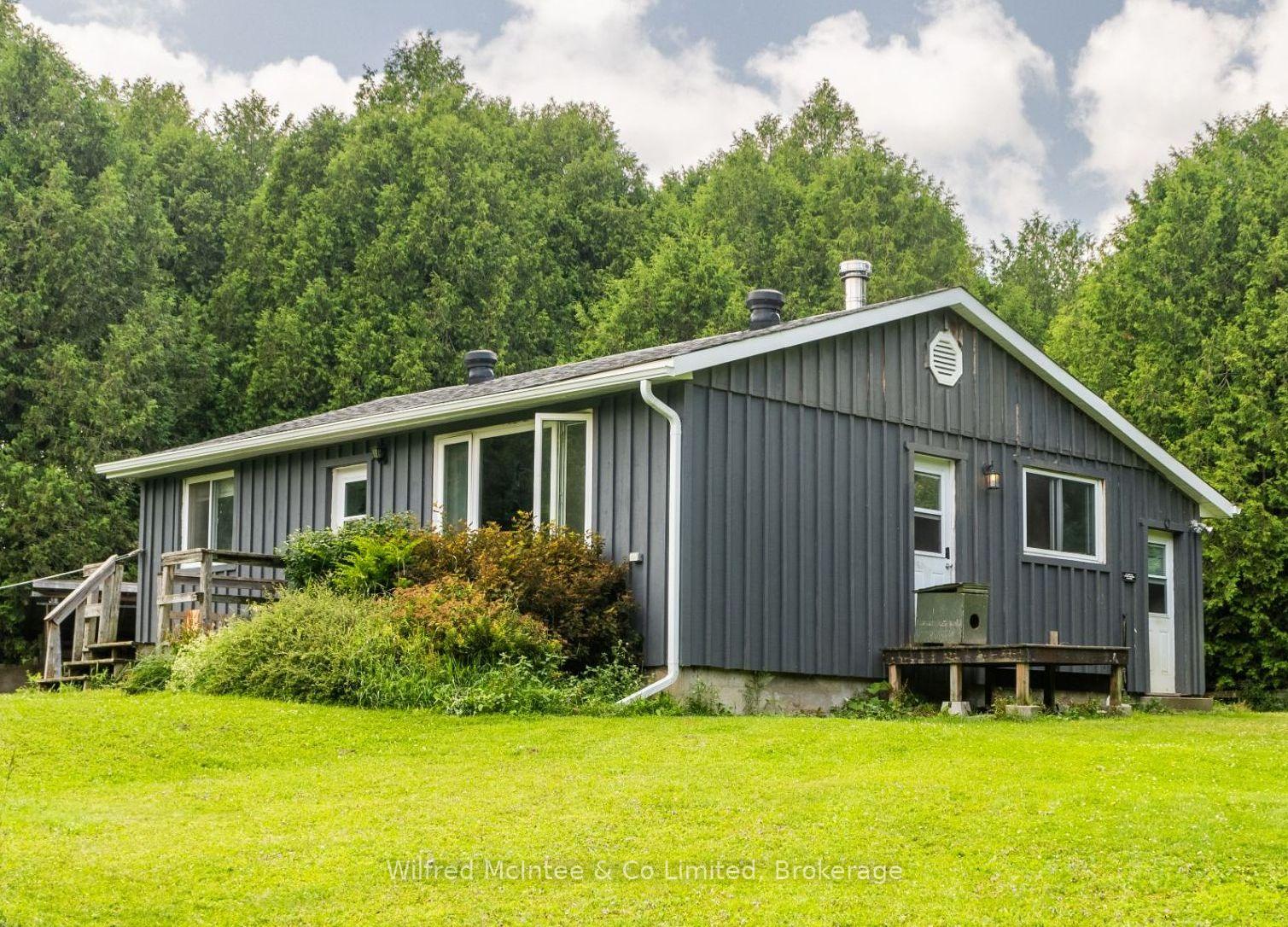 Photo 15 of 620026 Robson Road, Chatsworth — HOMEH