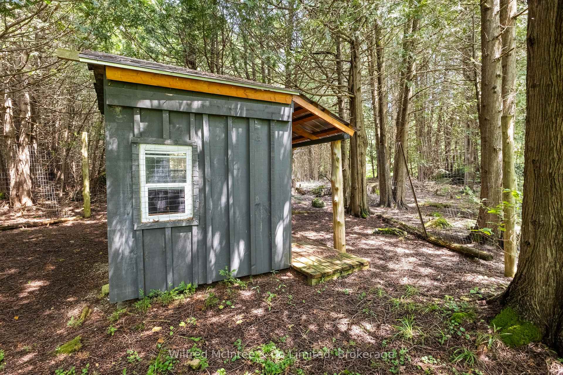 Photo 18 of 620026 Robson Road, Chatsworth — HOMEH