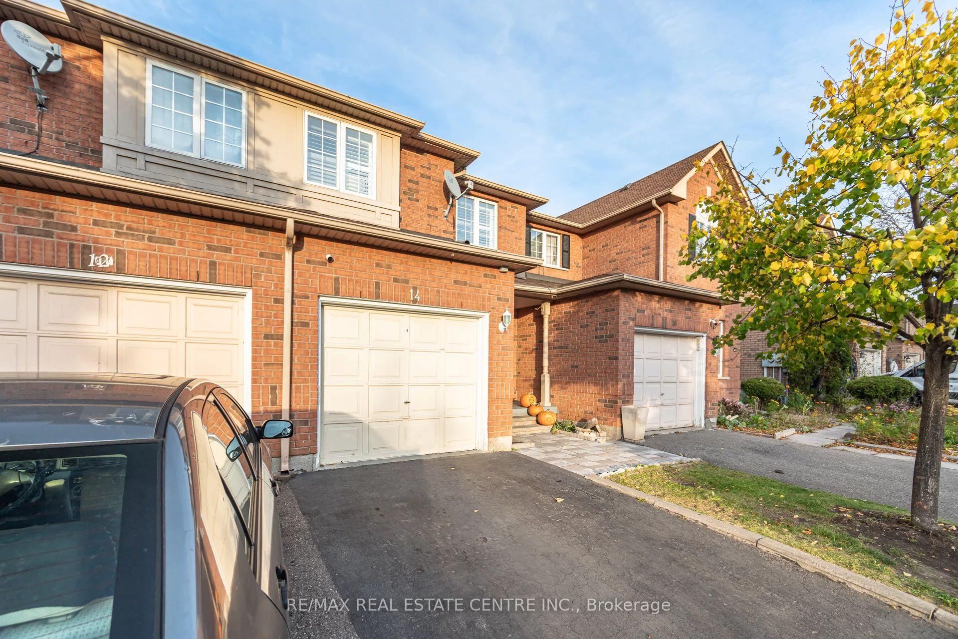 Photo 3 of Unit 14, 35 Malta Avenue, Brampton, Fletcher's Creek South — HOMEH
