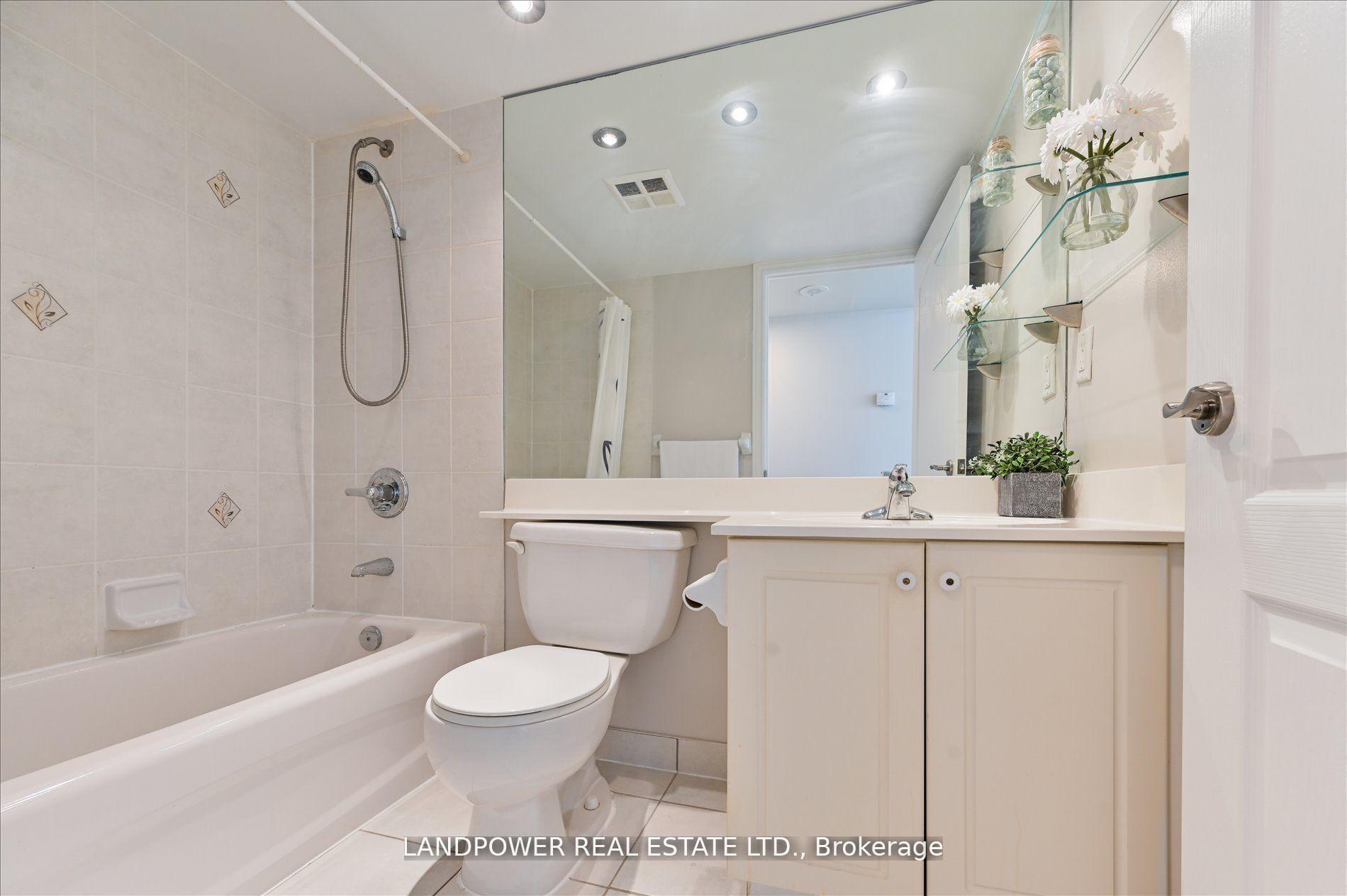 Photo 15 of Unit 310, 48 Suncrest Boulevard, Markham, Commerce Valley — HOMEH