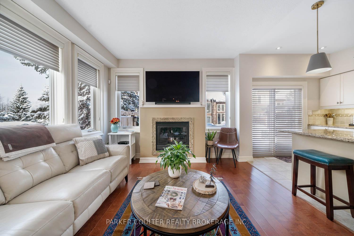 Photo 12 of Unit 42, 20 Wildrose Trail, Collingwood — HOMEH