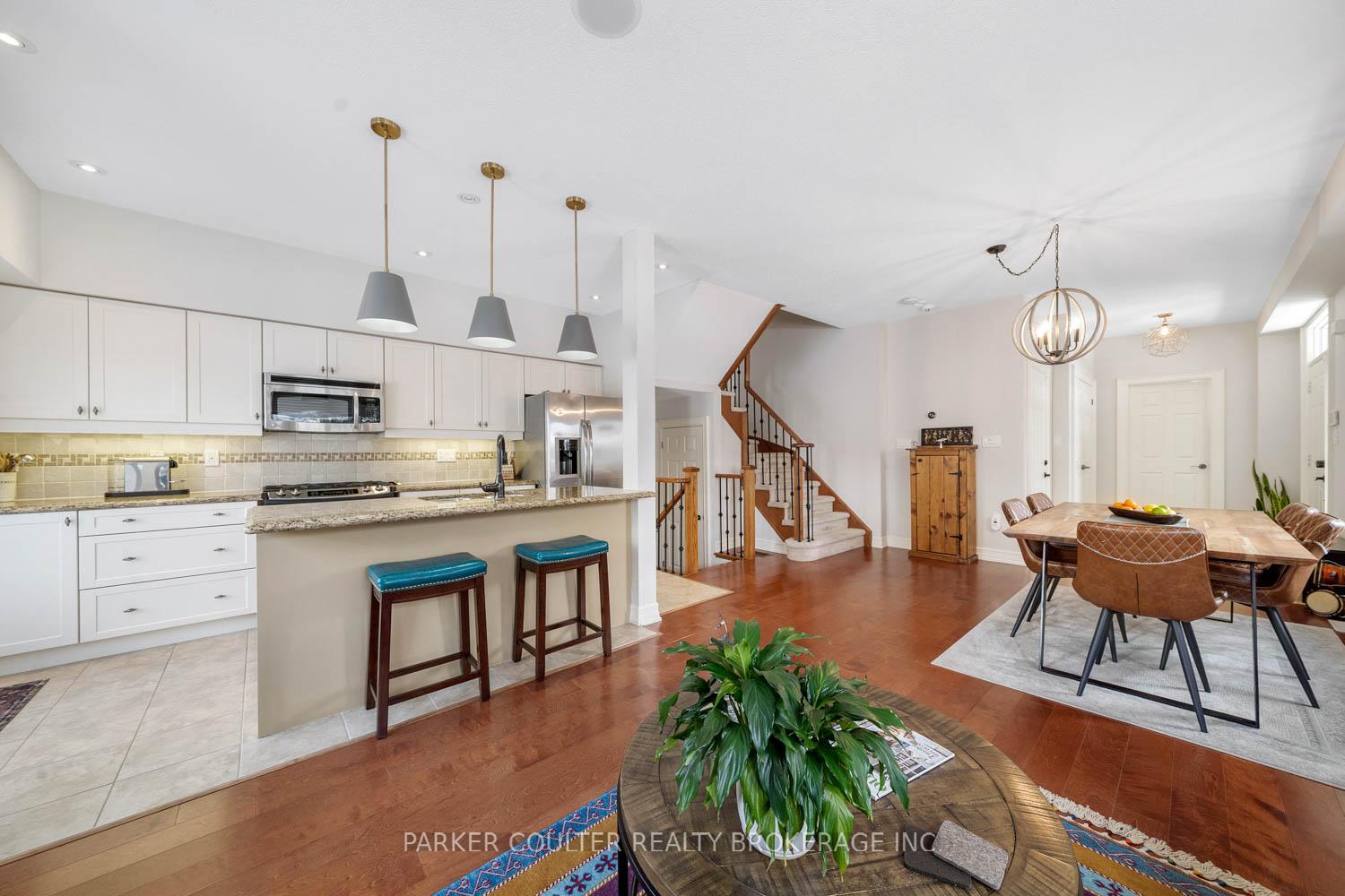 Photo 17 of Unit 42, 20 Wildrose Trail, Collingwood — HOMEH