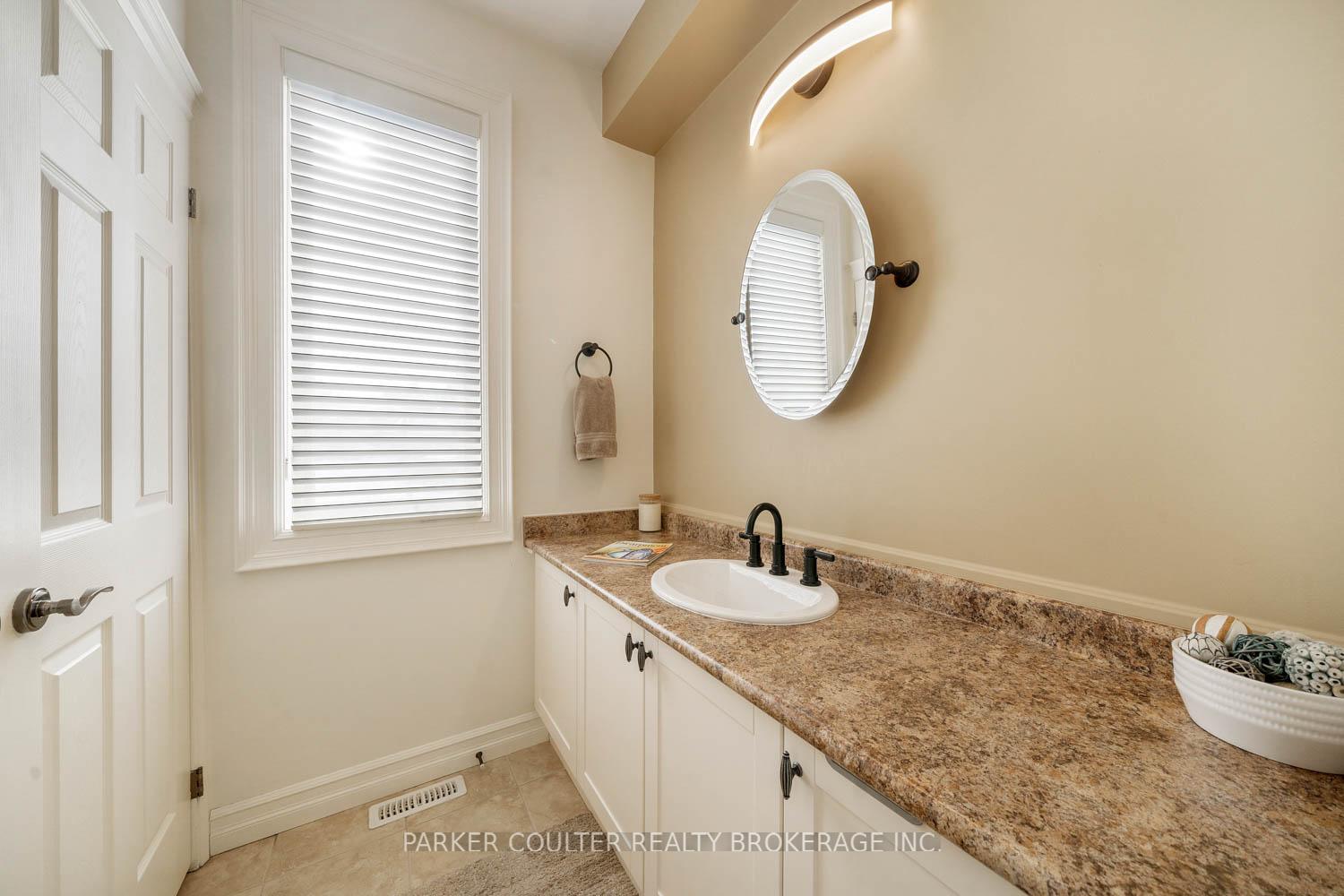 Photo 18 of Unit 42, 20 Wildrose Trail, Collingwood — HOMEH