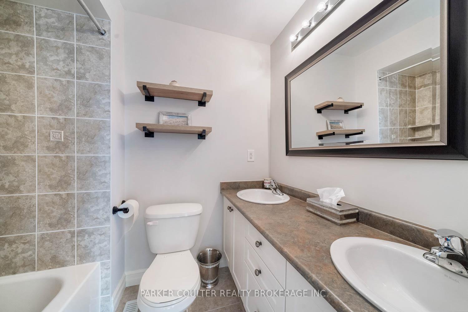 Photo 26 of Unit 42, 20 Wildrose Trail, Collingwood — HOMEH